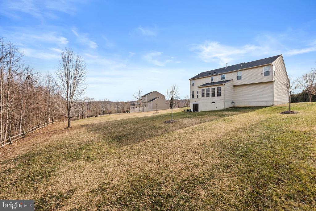 1806 ORCHARD HILL DRIVE
