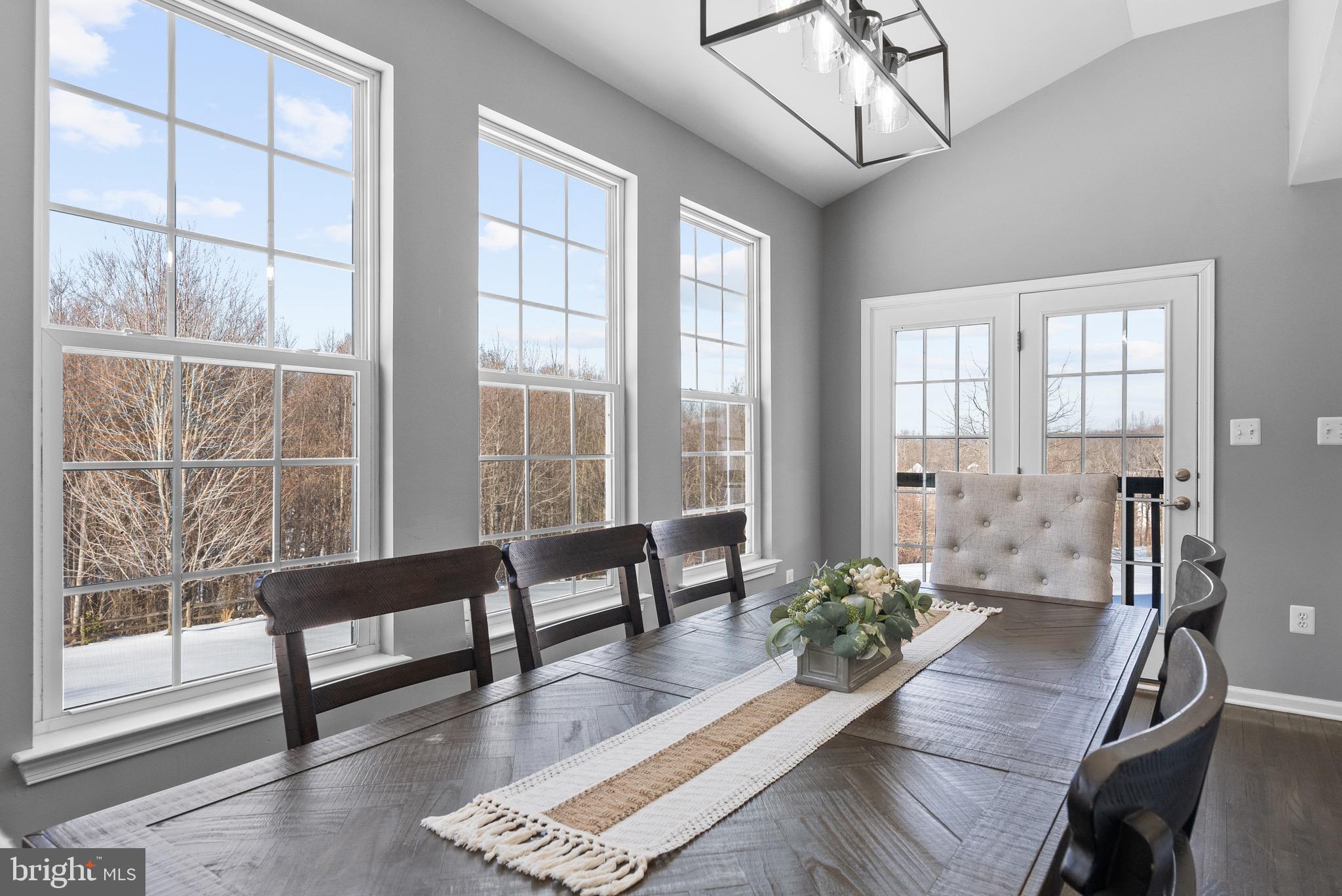 1806 ORCHARD HILL DRIVE