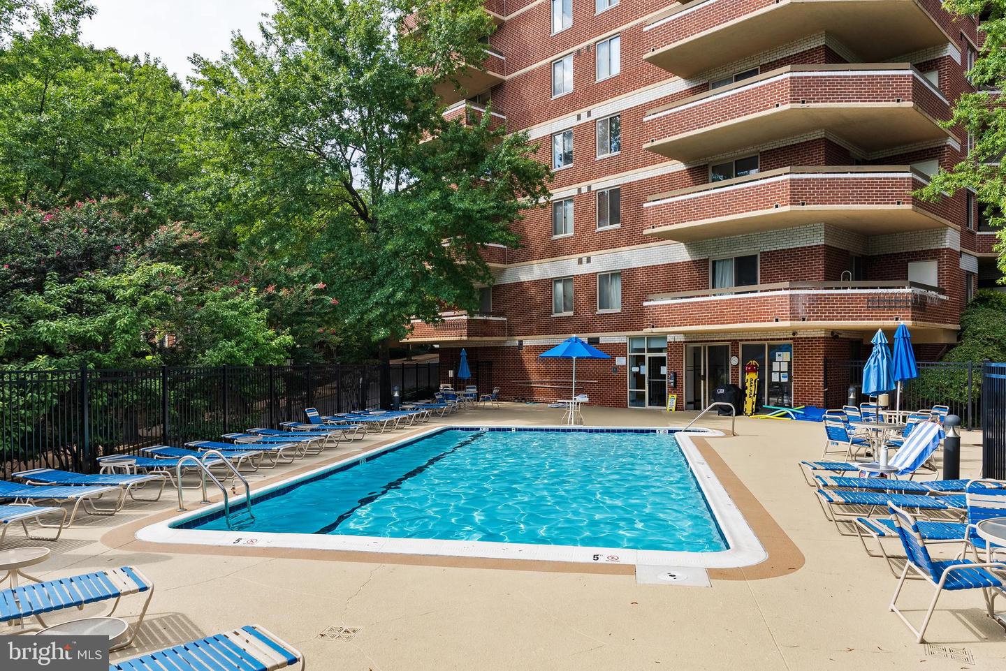1276 N Wayne St #1024