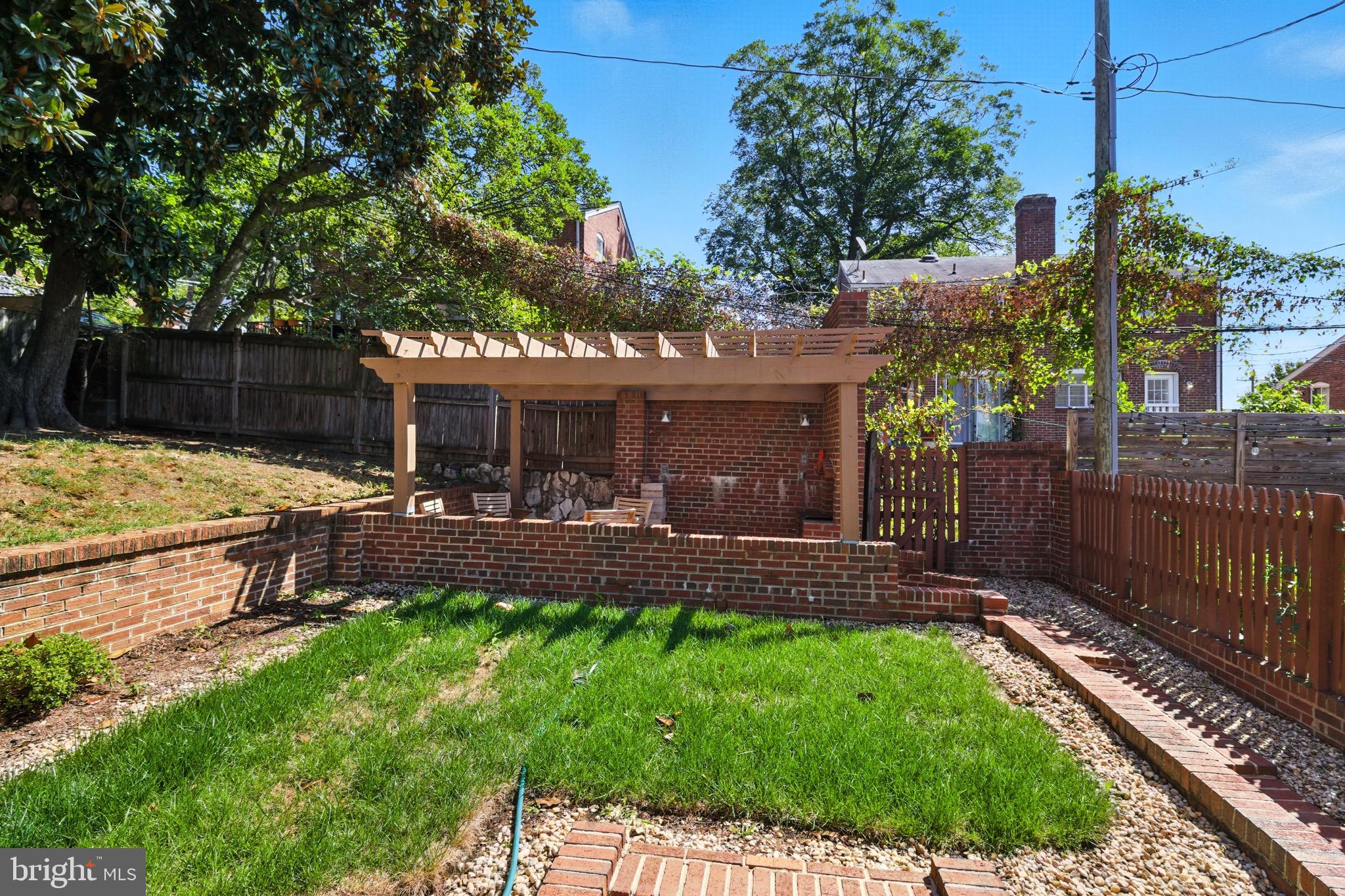 3105 S HIGH STREET