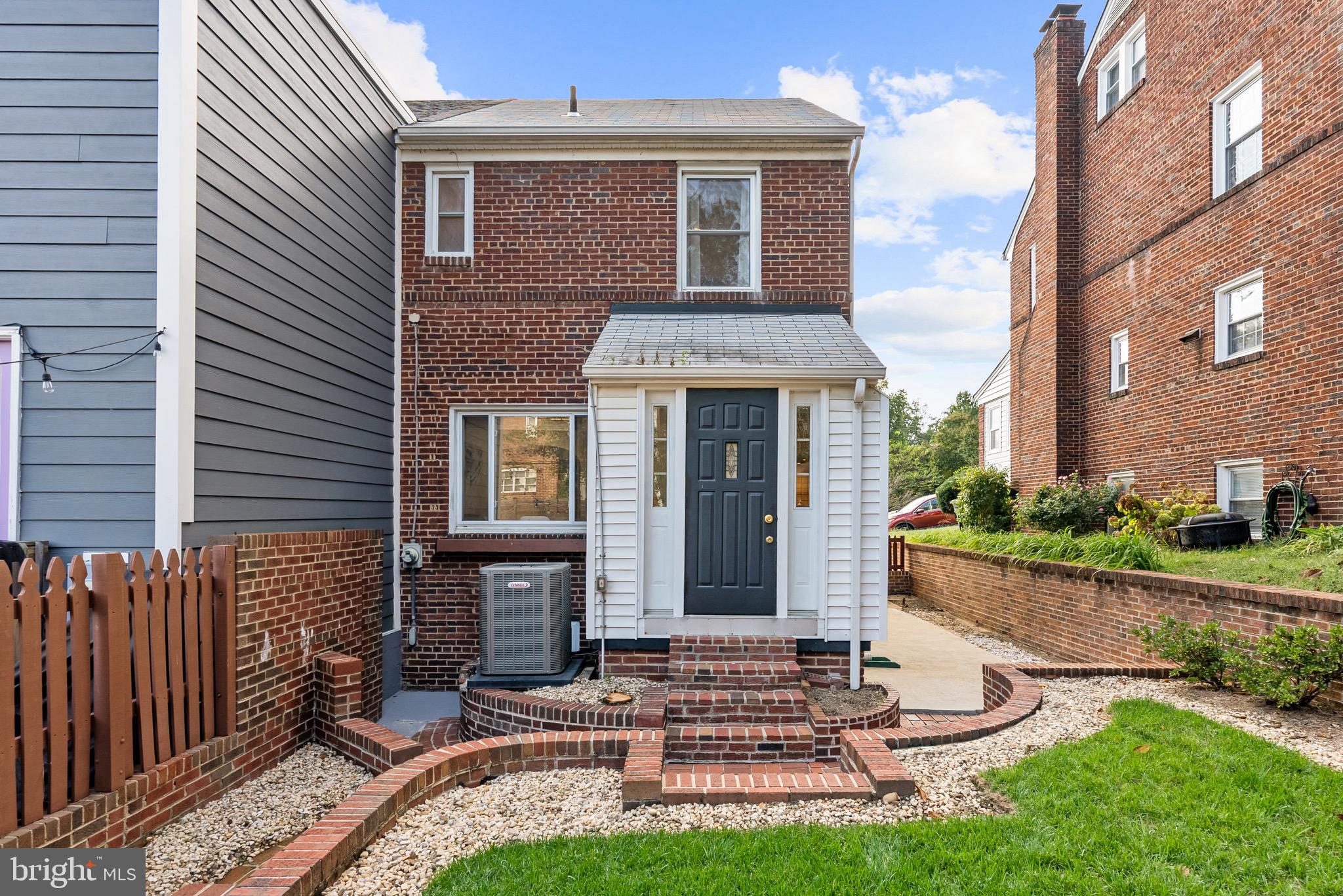 3105 S HIGH STREET