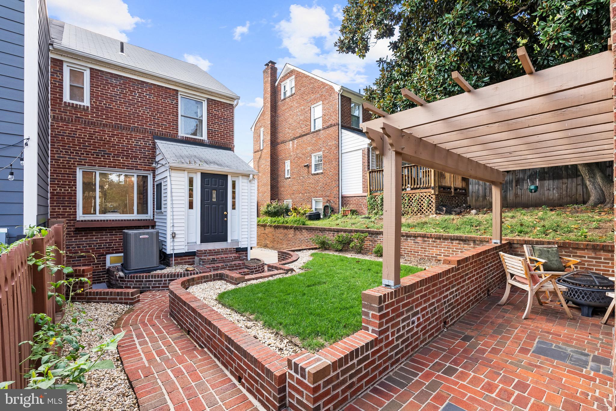 3105-A S HIGH STREET