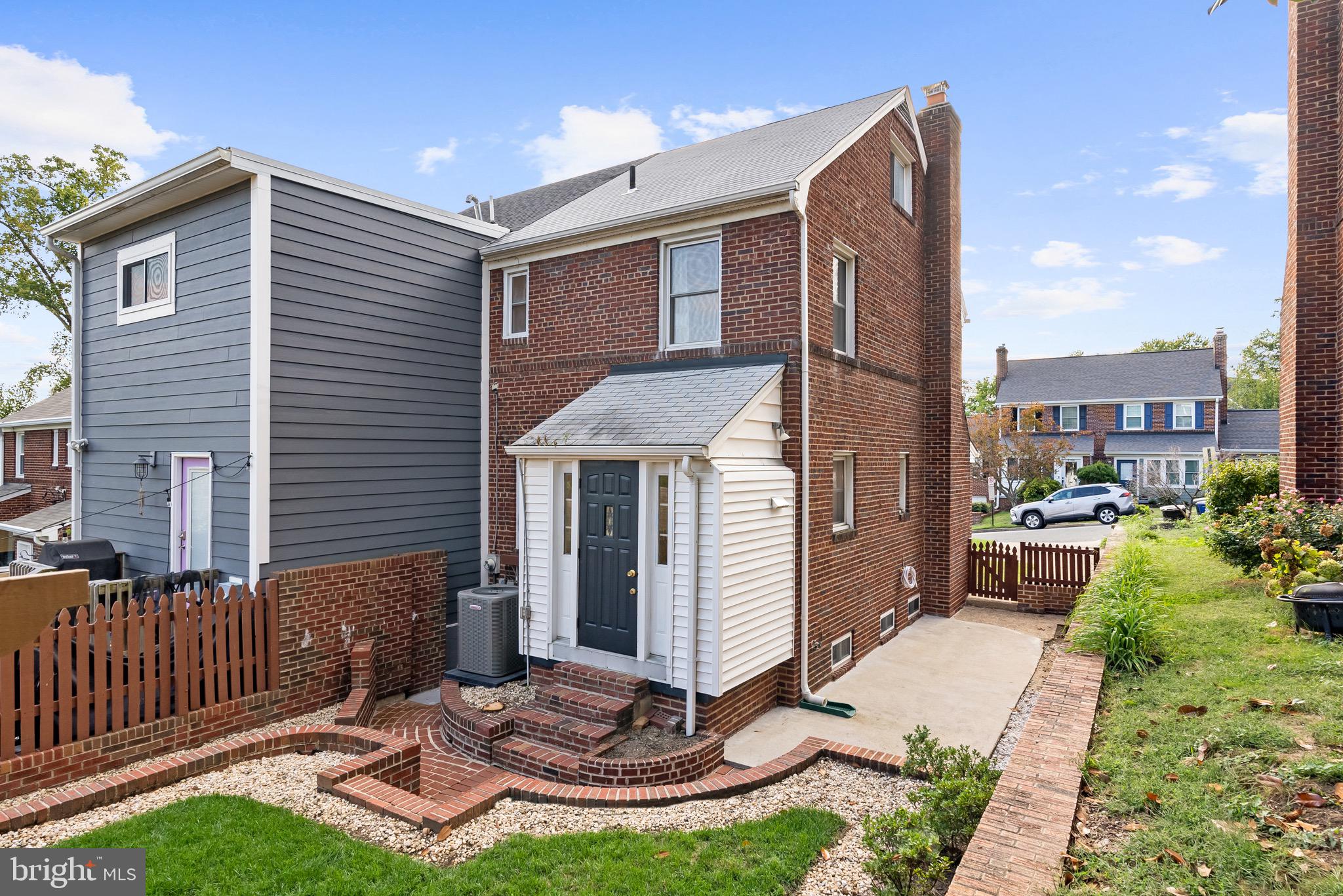 3105-A S HIGH STREET