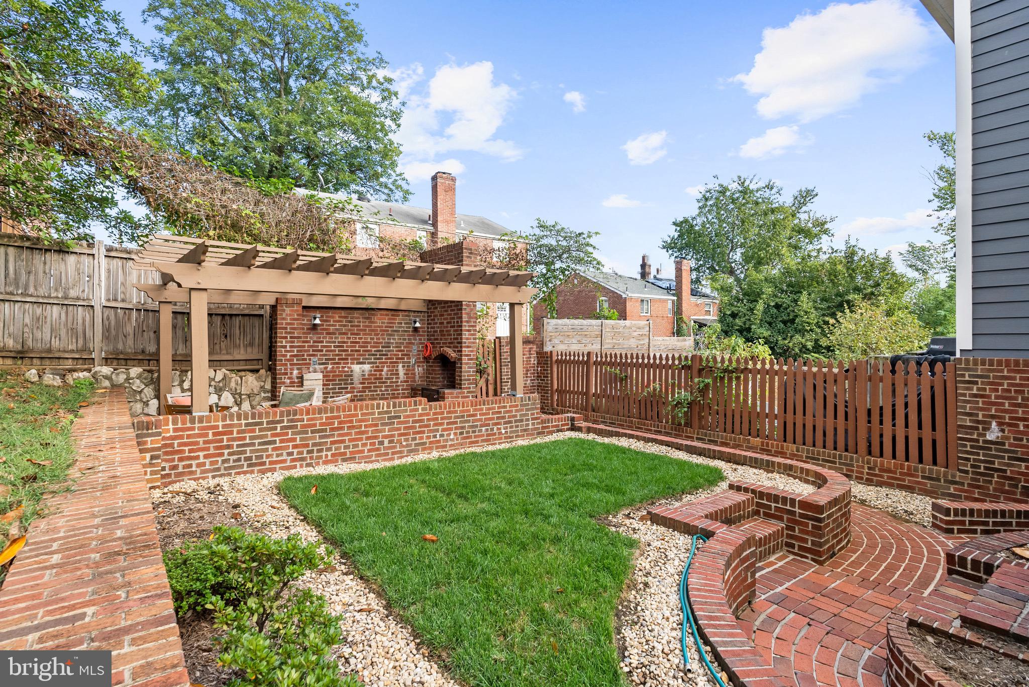 3105-A S HIGH STREET