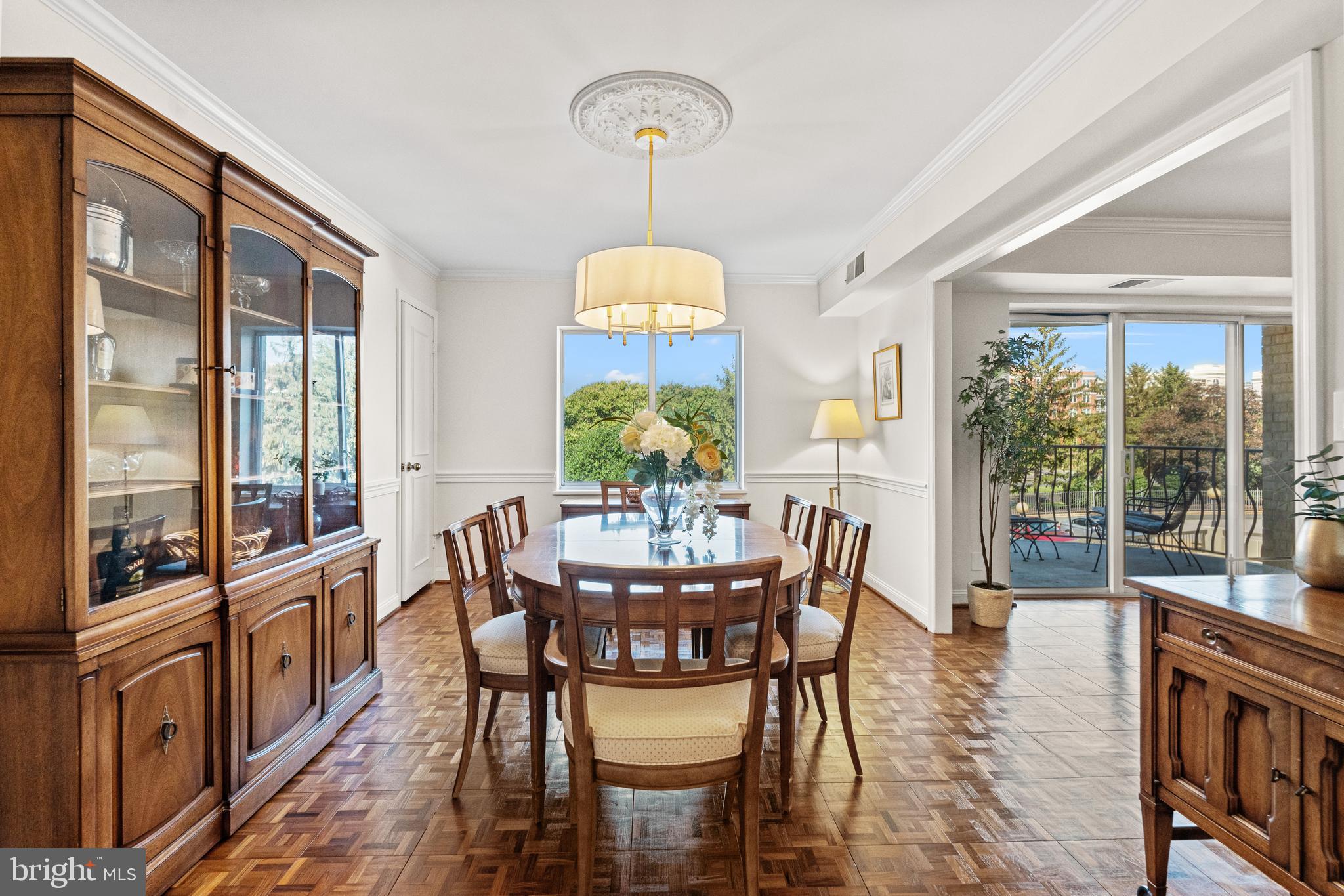1250 S Washington STREET Unit: 204