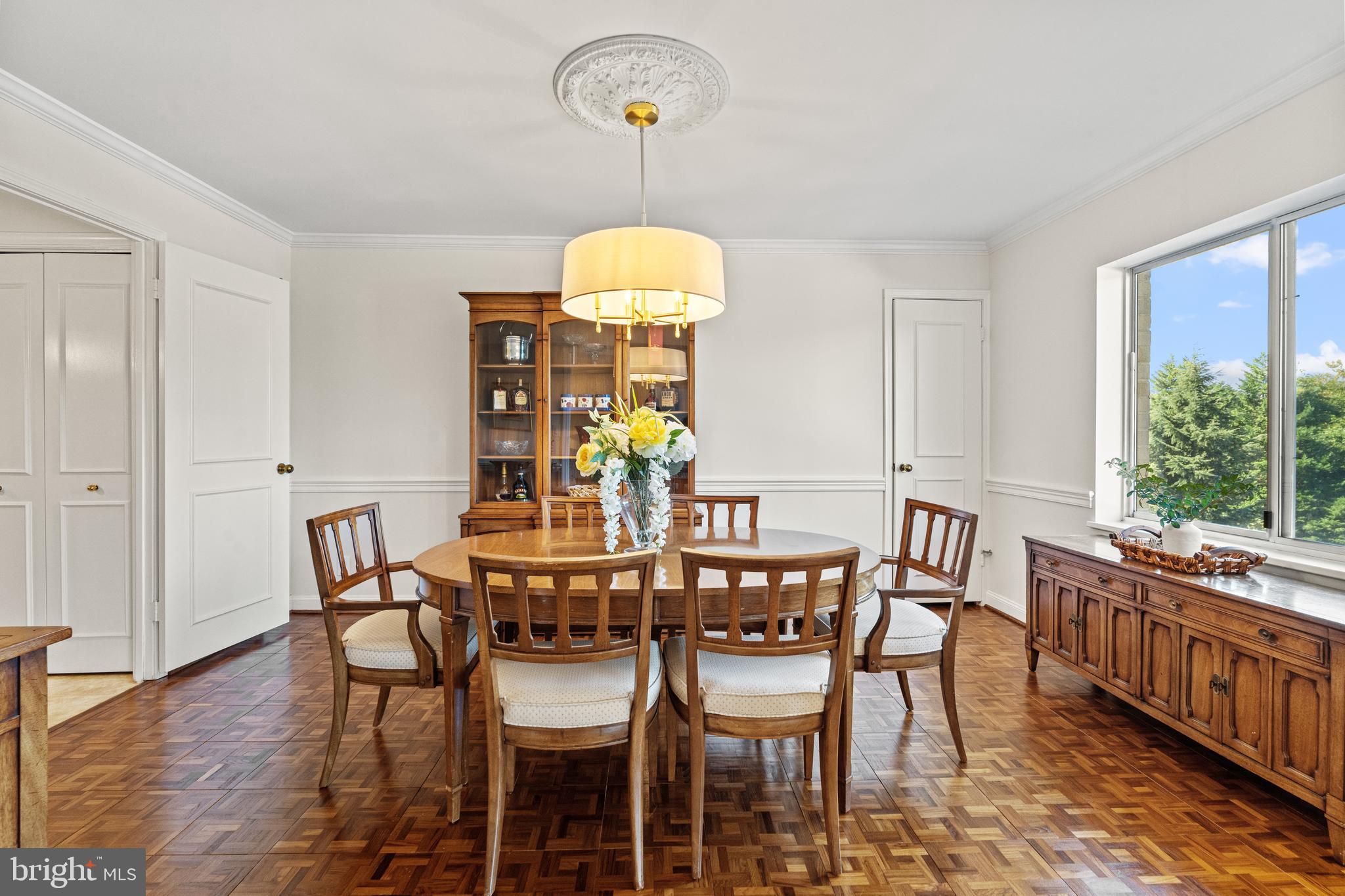 1250 S Washington STREET Unit: 204