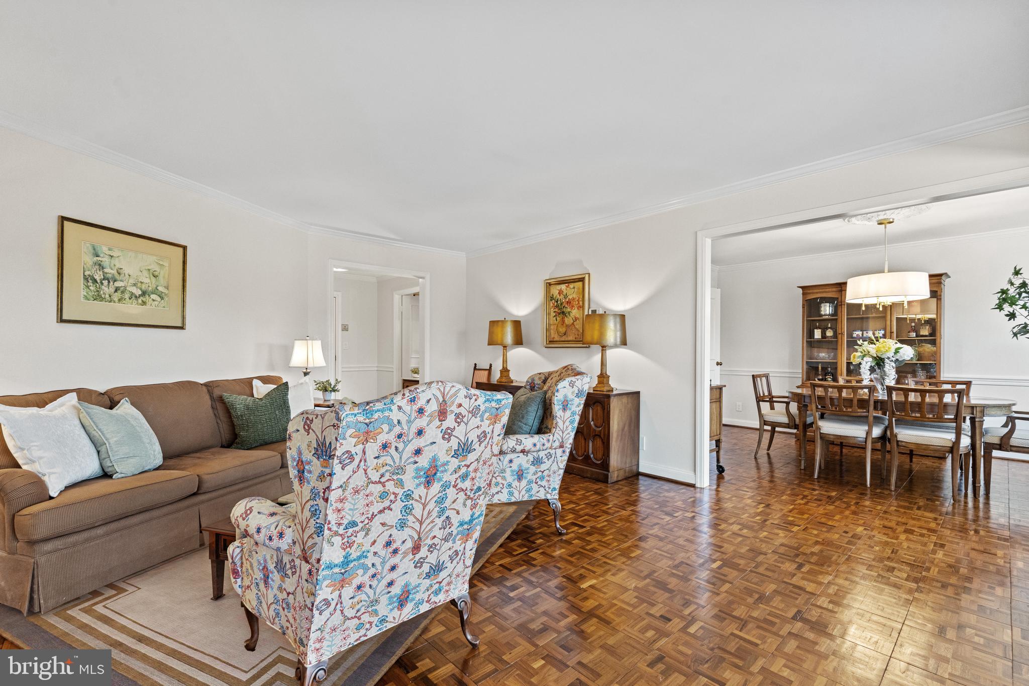 1250 S Washington STREET Unit: 204