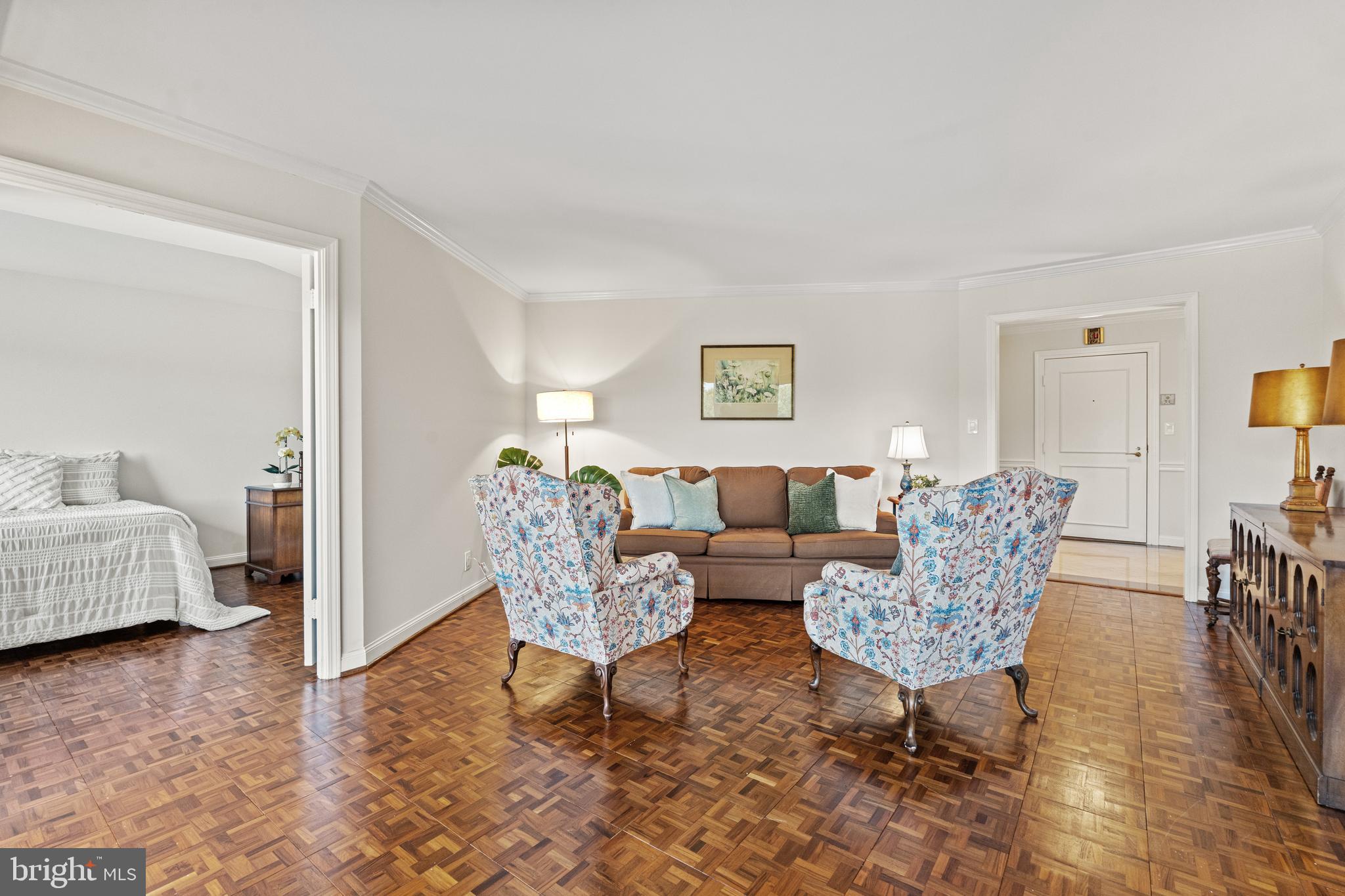 1250 S Washington STREET Unit: 204