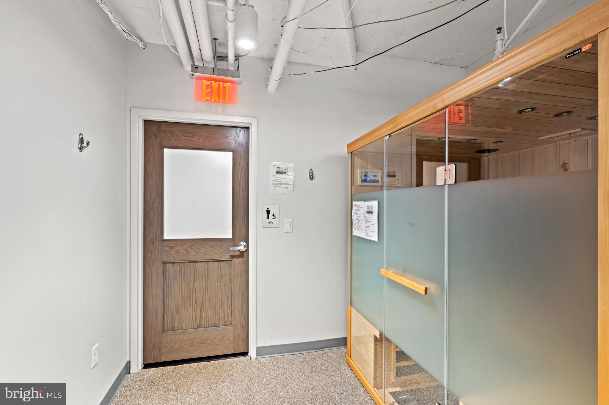 1250 S Washington STREET Unit: 204