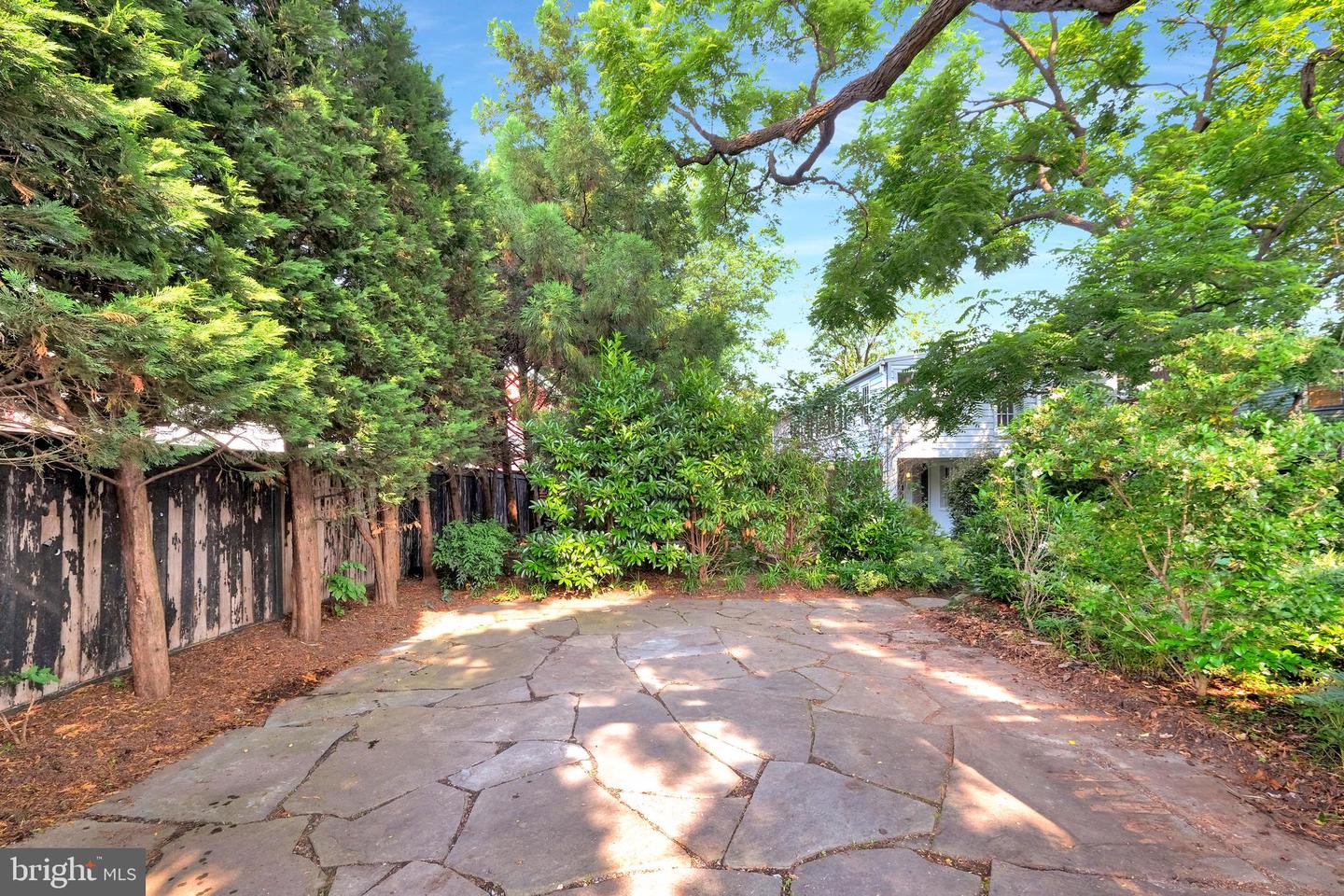 323 N Patrick St