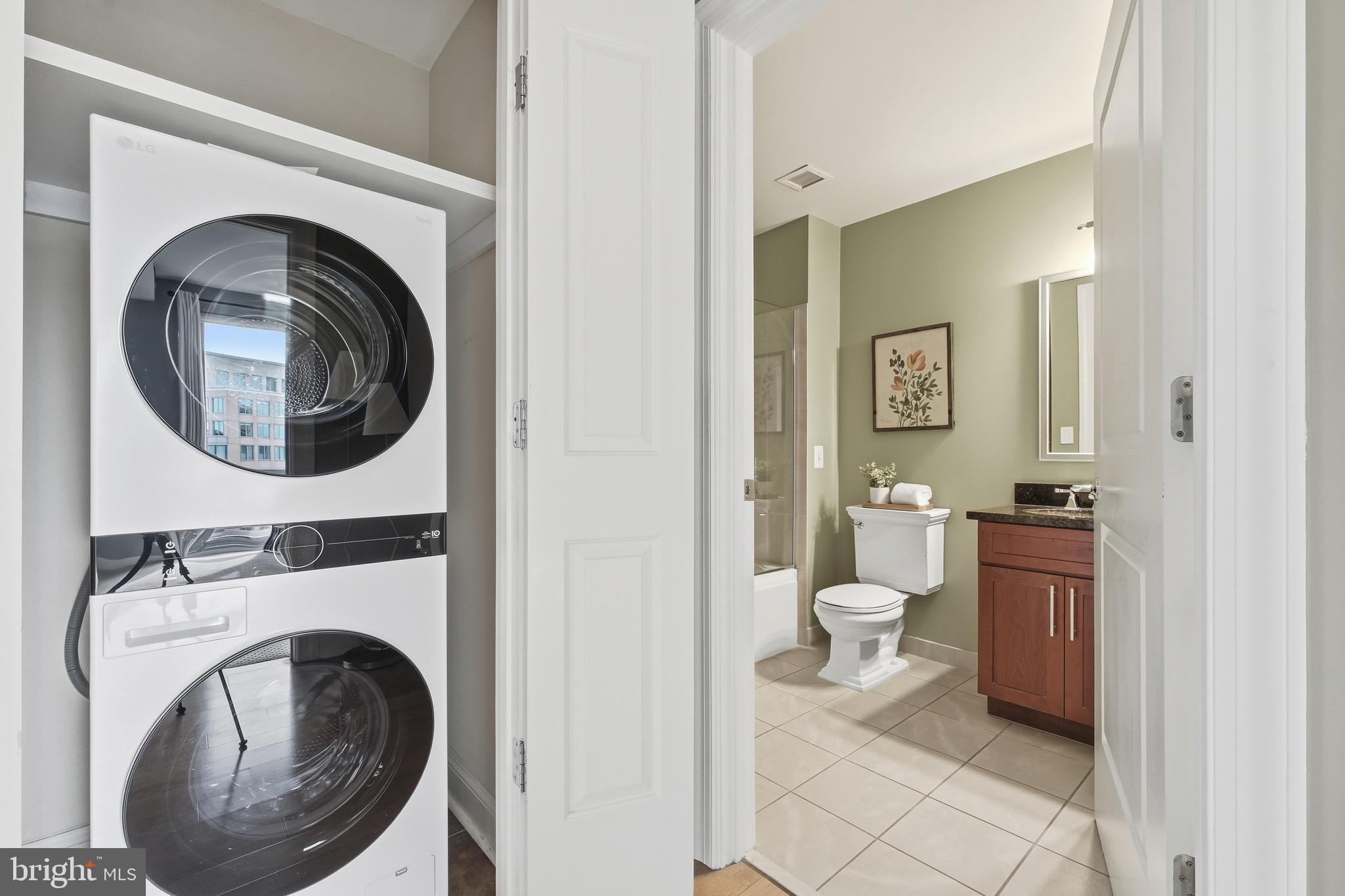 2050 JAMIESON AVENUE 1005