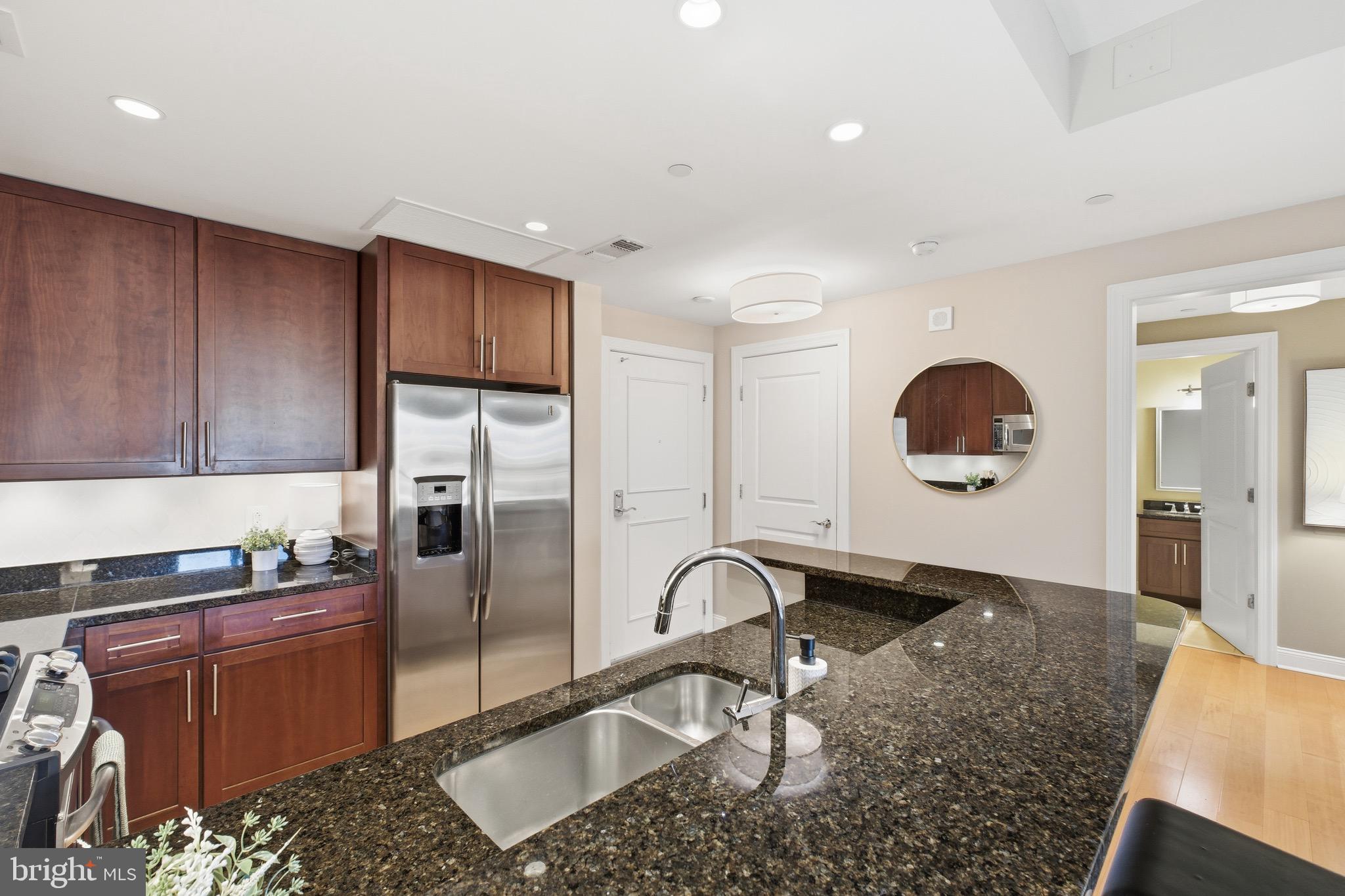 2050 JAMIESON AVENUE 1005