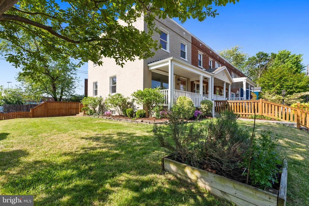 513 E BELLEFONTE AVENUE