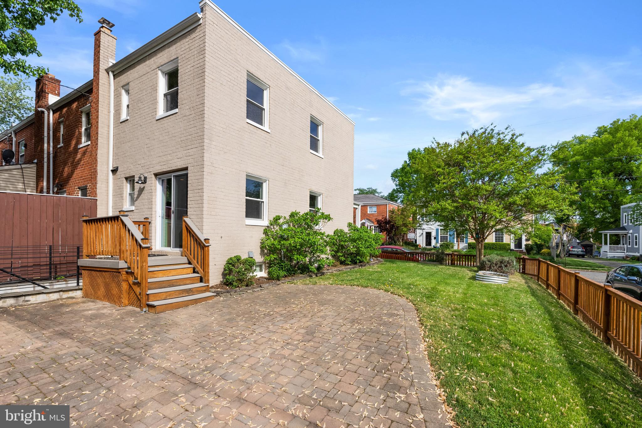 513 E BELLEFONTE AVENUE