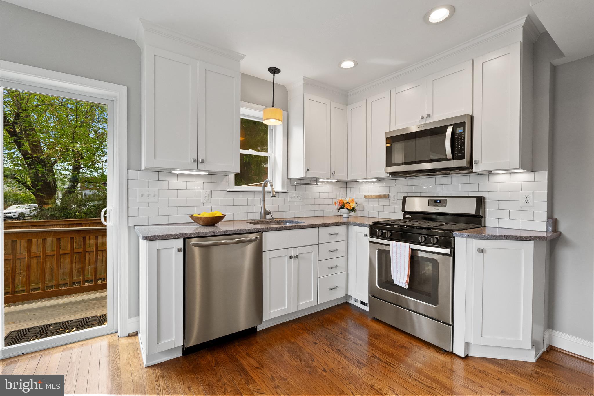 513 E BELLEFONTE AVENUE