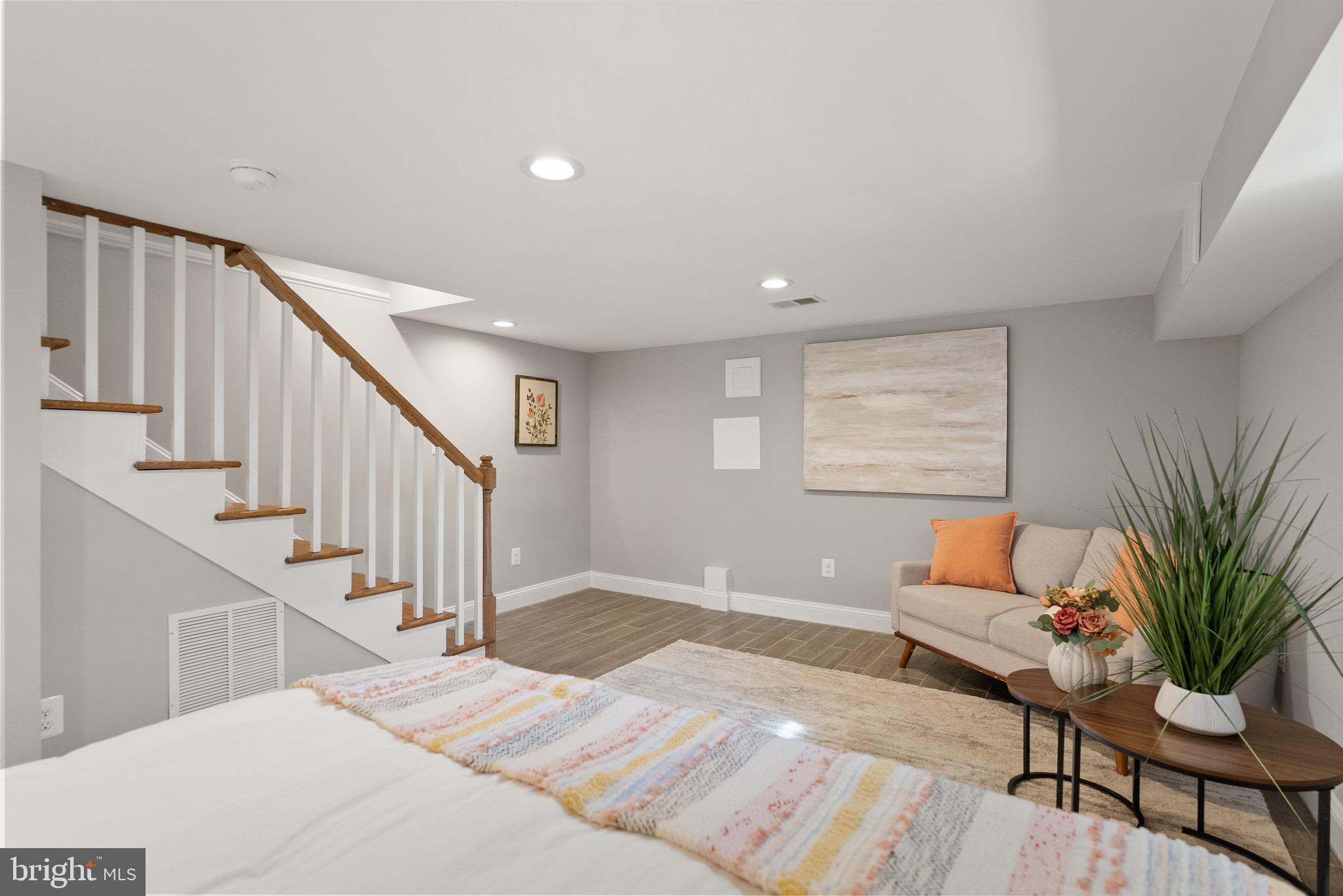 513 E BELLEFONTE AVENUE