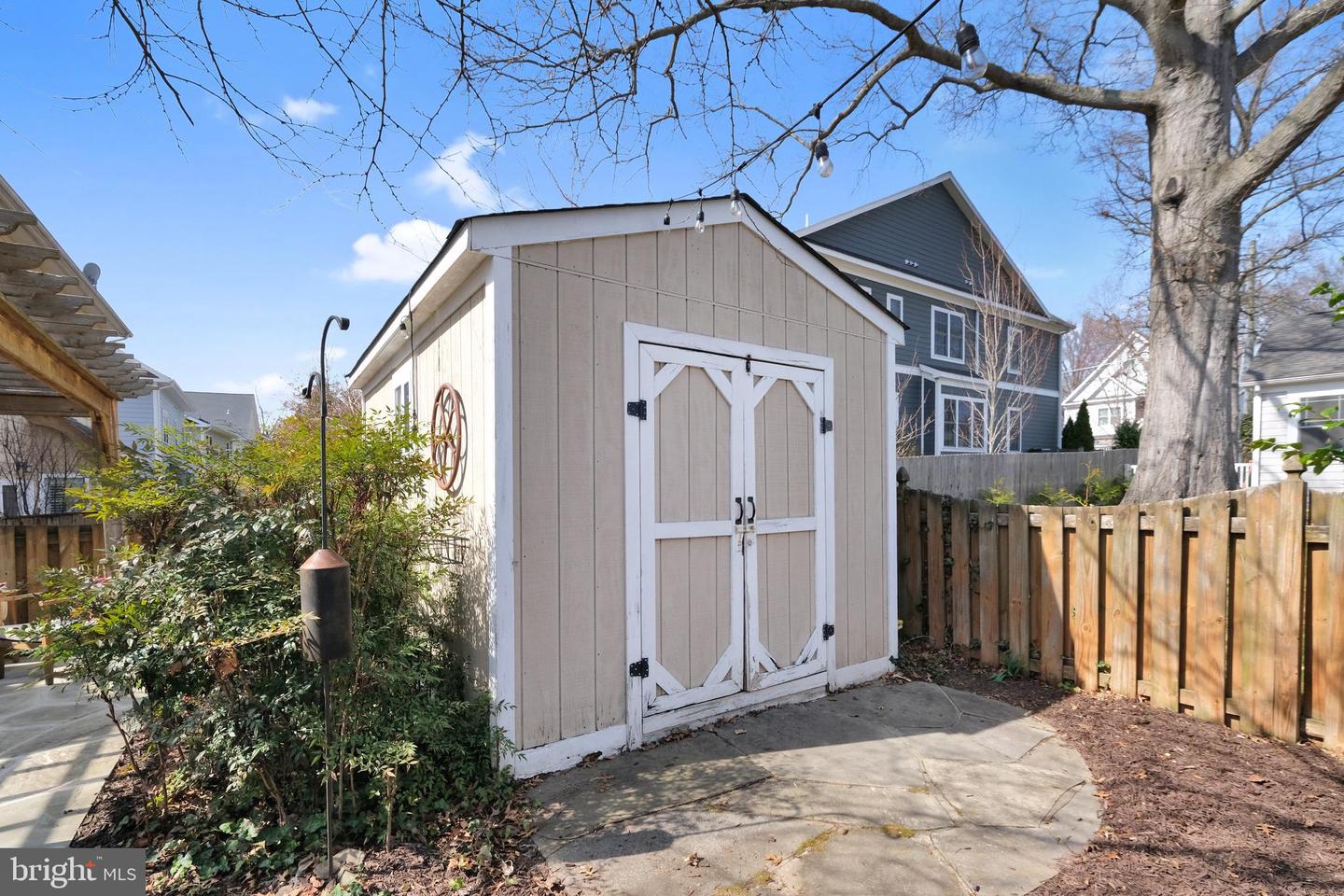8118 Yorktown Dr