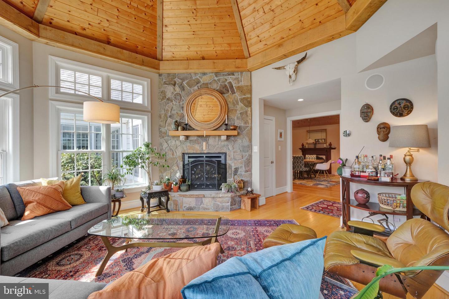 8118 Yorktown Dr