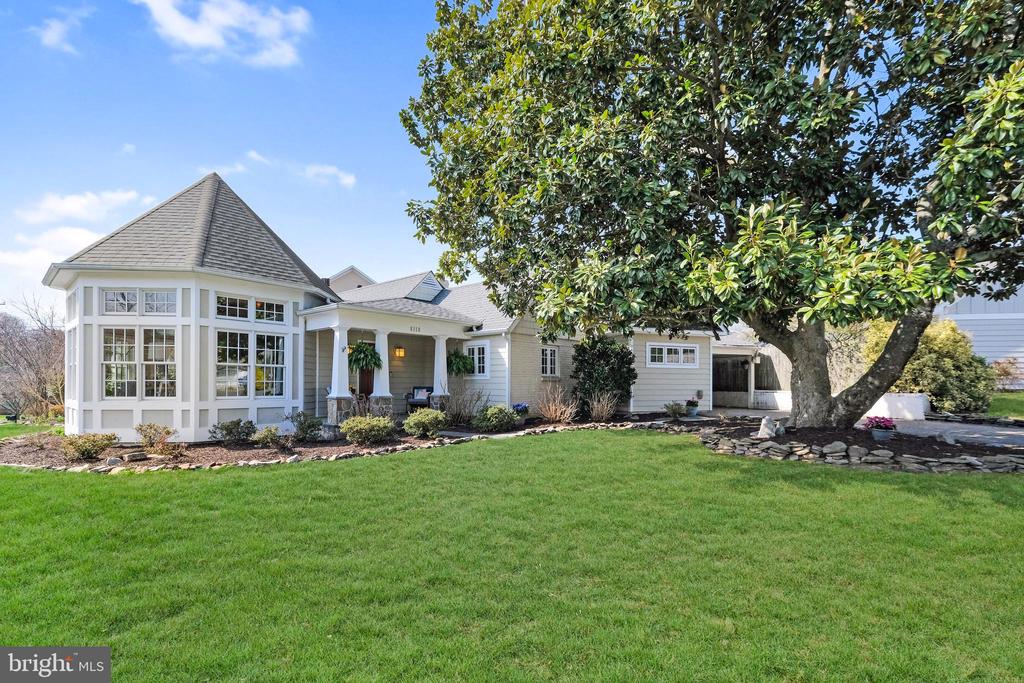 8118 Yorktown Dr