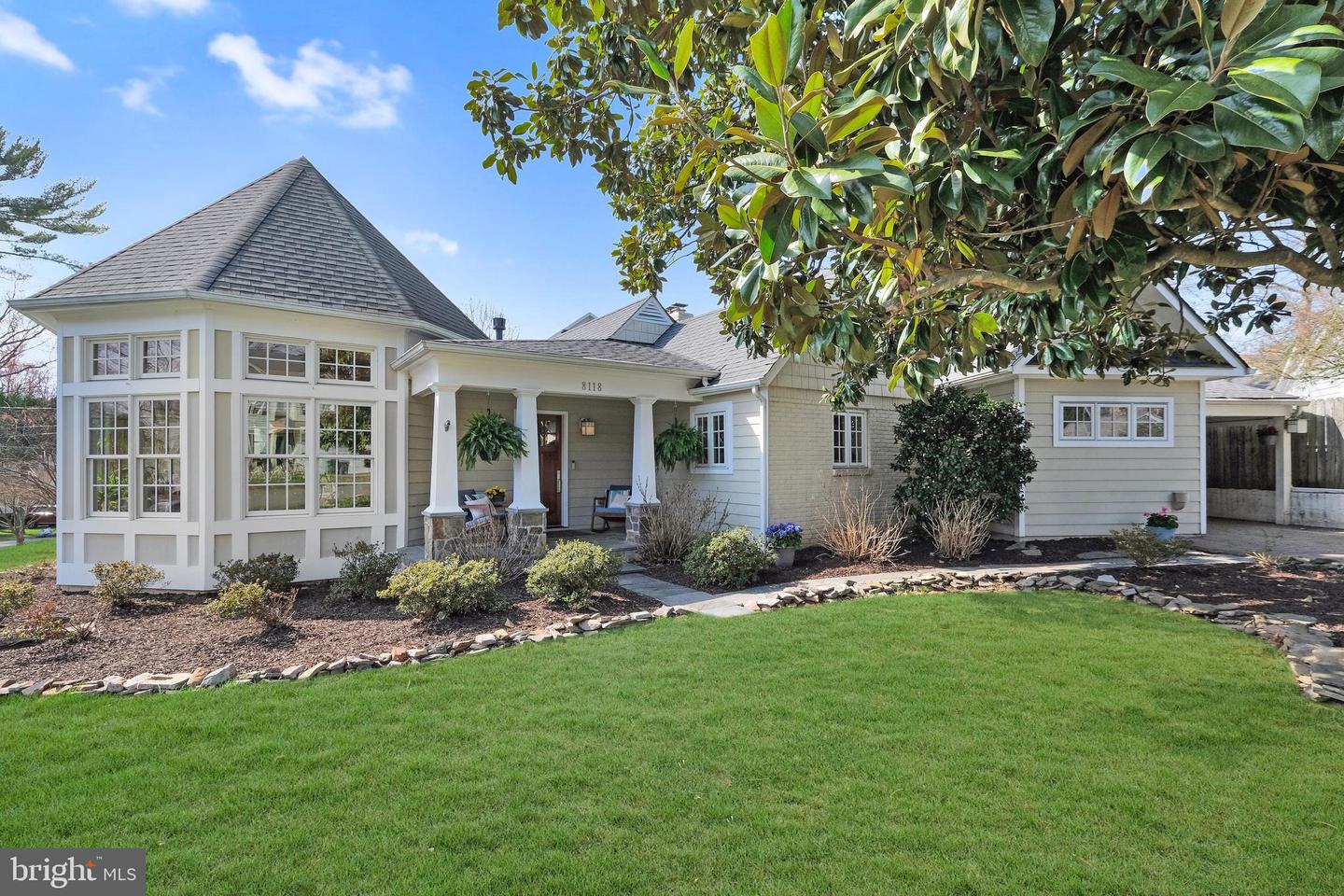 8118 Yorktown Dr