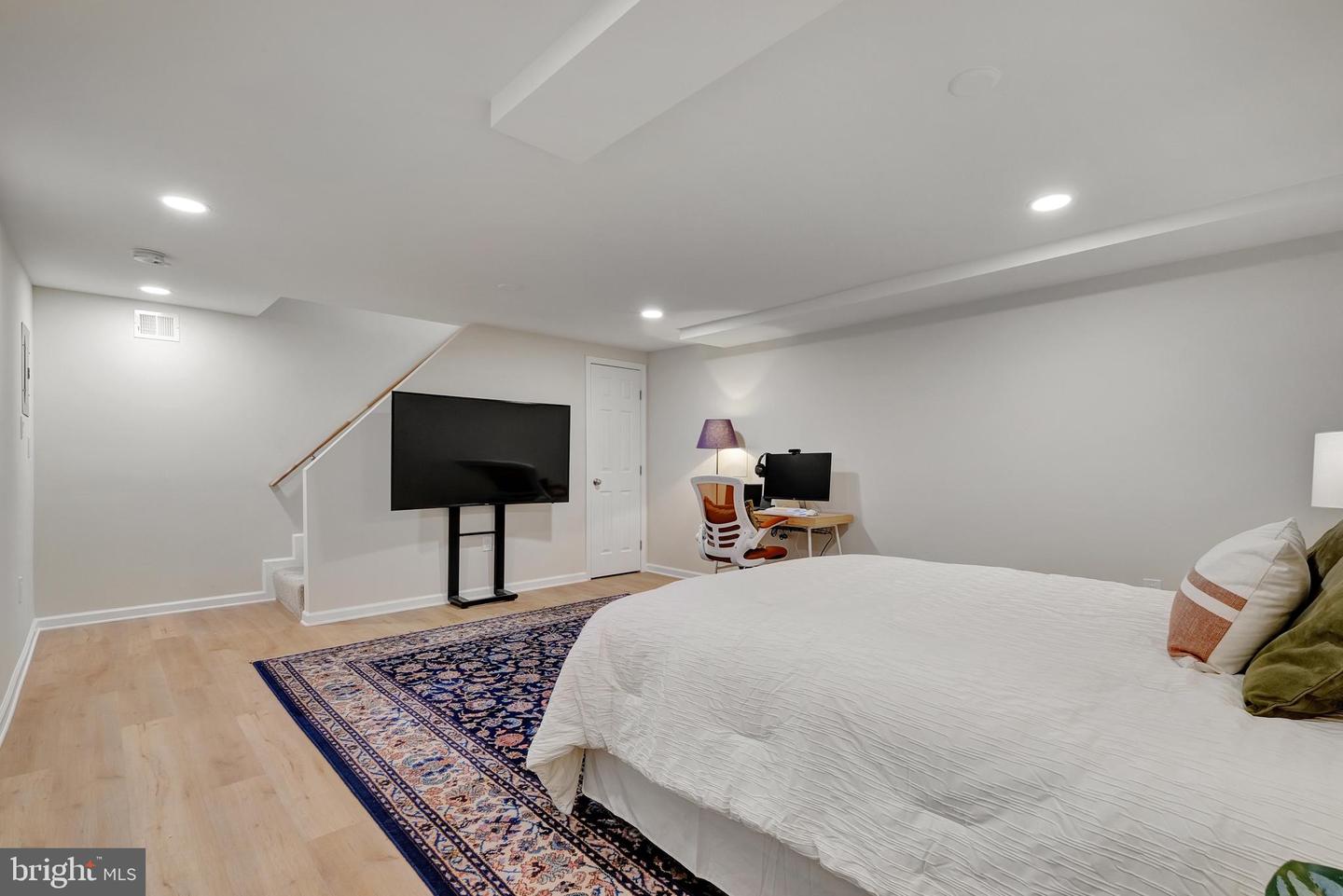 8118 Yorktown Dr