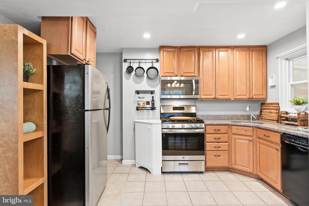 2246 Mary Baldwin Dr