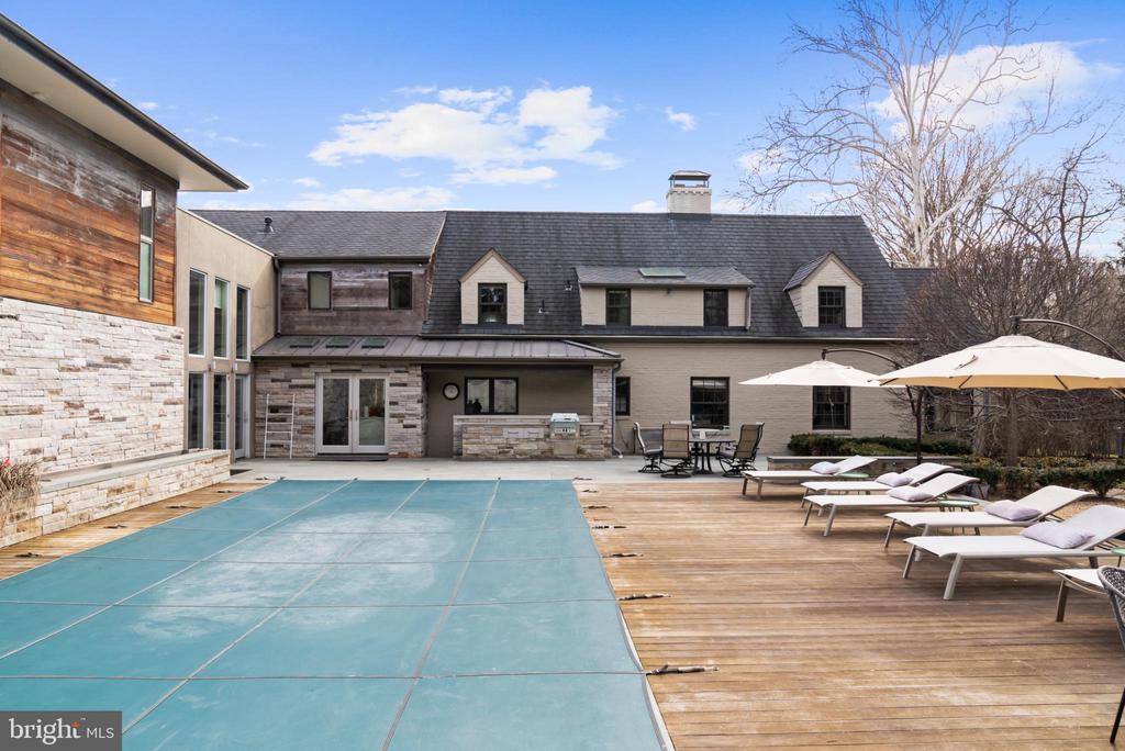 3022 FOX MILL ROAD