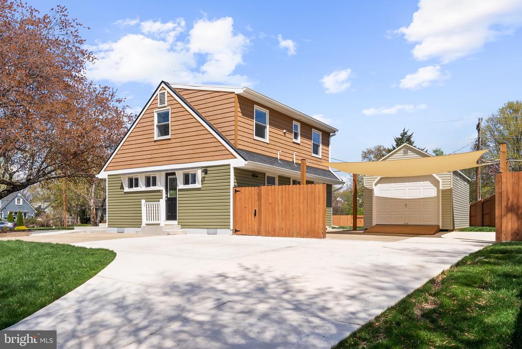 6801 DUKE DRIVE