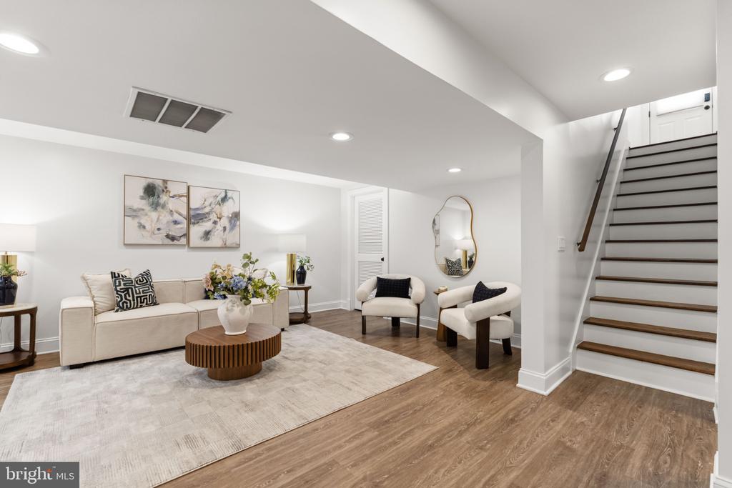 3635 DANNYS LANE