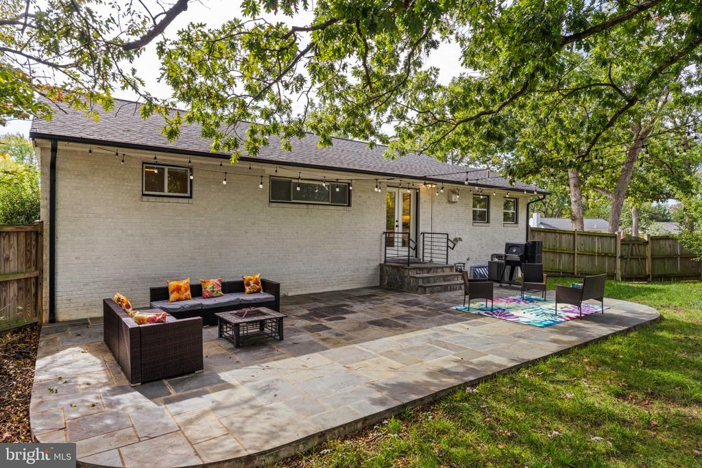 3635 DANNYS LANE