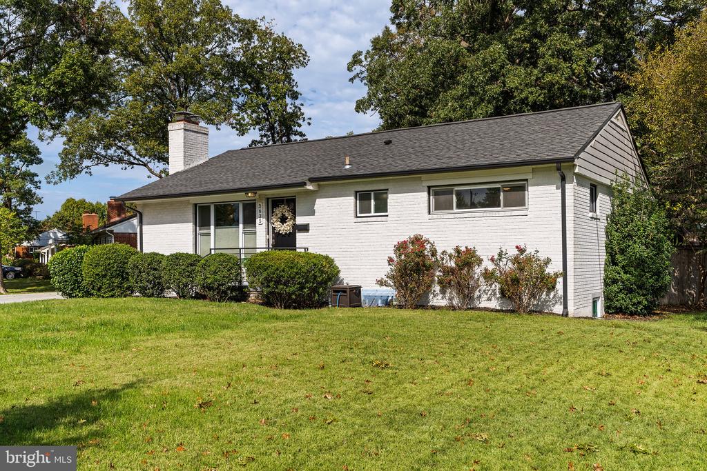 3635 DANNYS LANE
