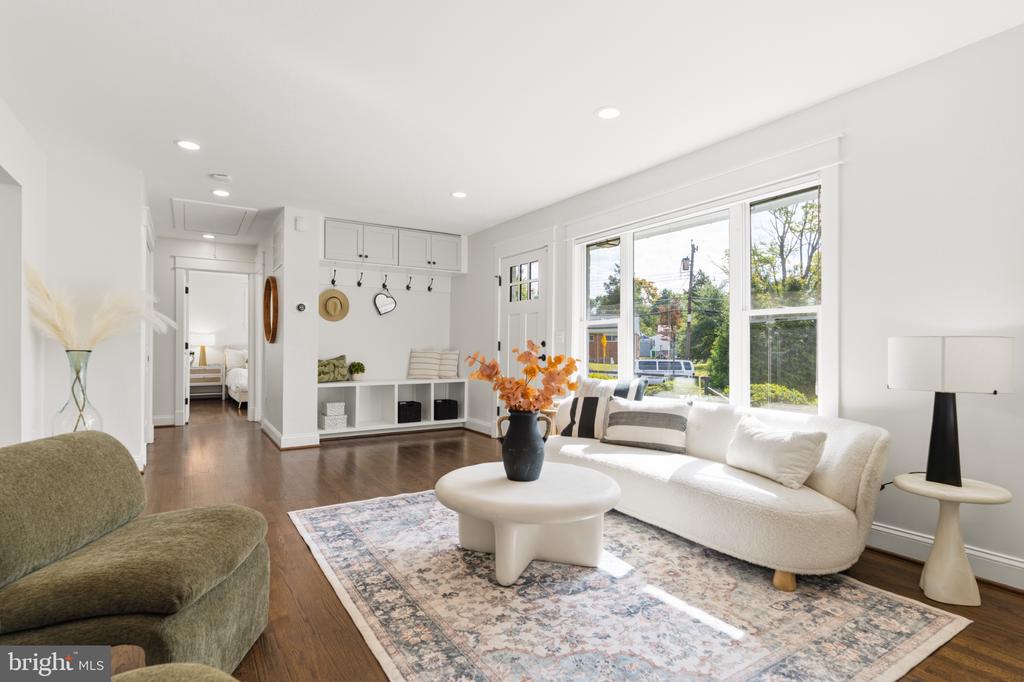 3635 DANNYS LANE