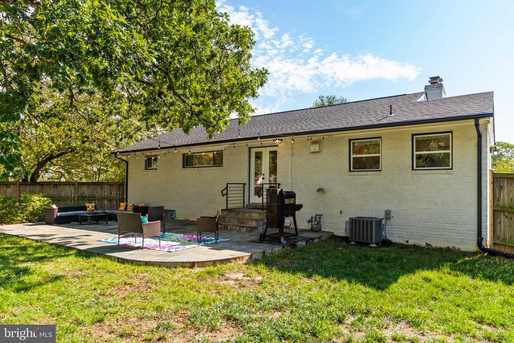 3635 DANNYS LANE