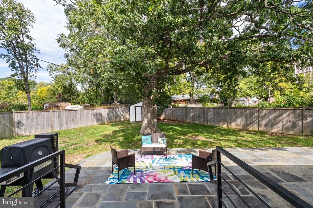 3635 DANNYS LANE