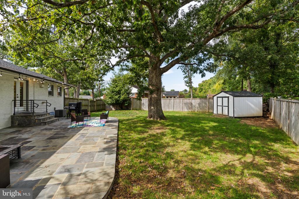 3635 DANNYS LANE