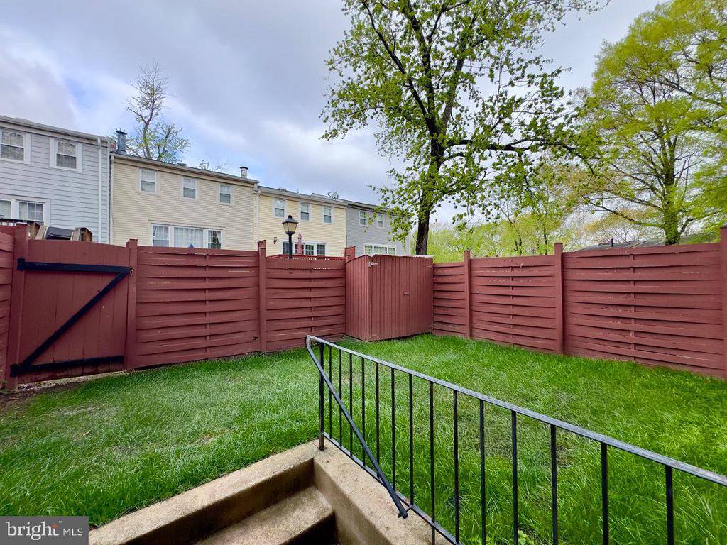 13203 Putnam Cir