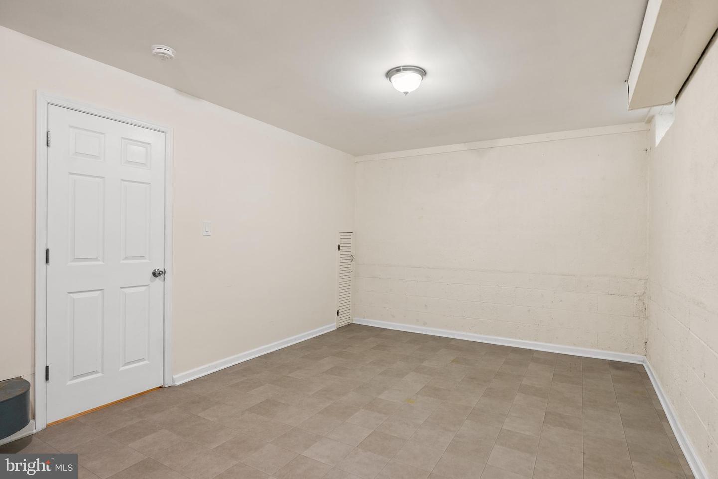 13203 Putnam Cir