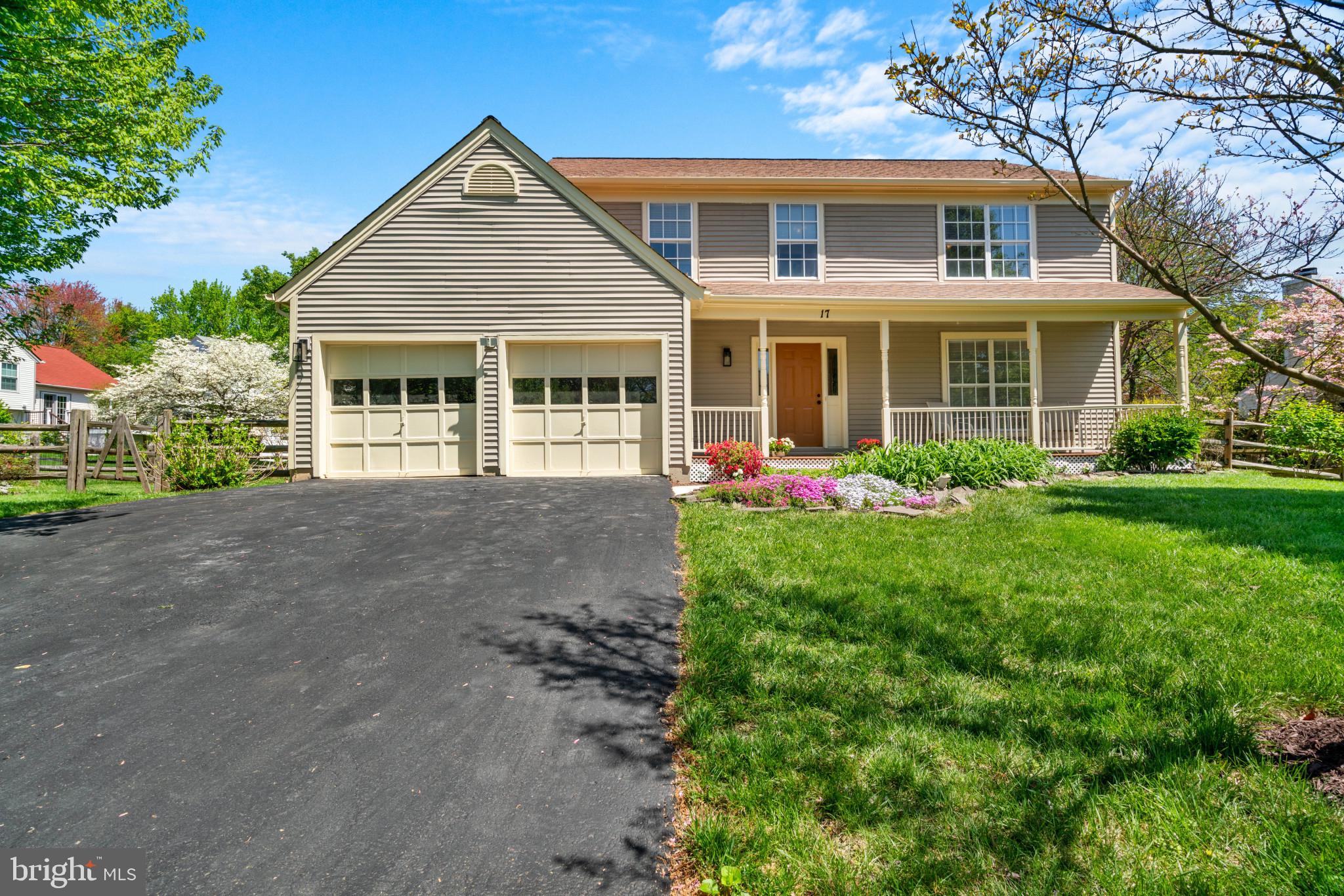 17 TEA ROSE COURT
