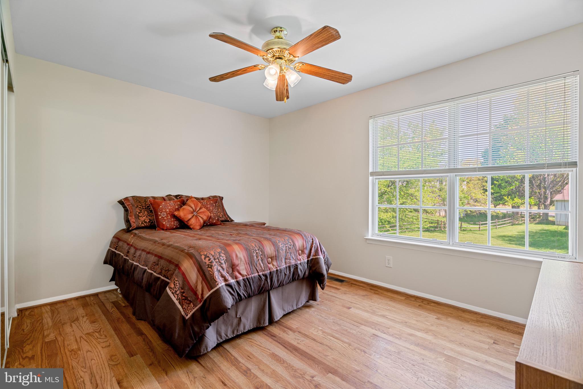 17 TEA ROSE COURT
