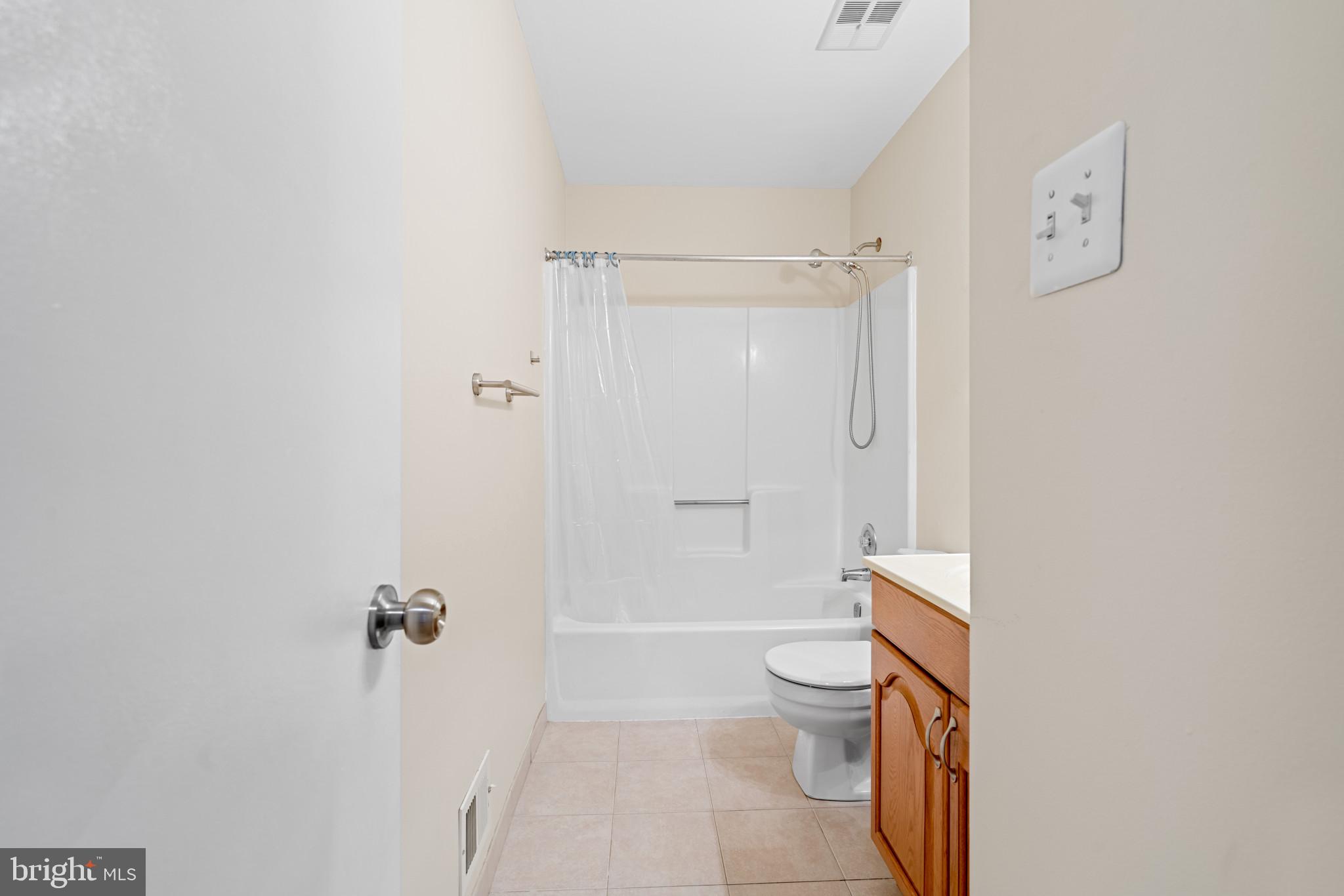17 TEA ROSE COURT