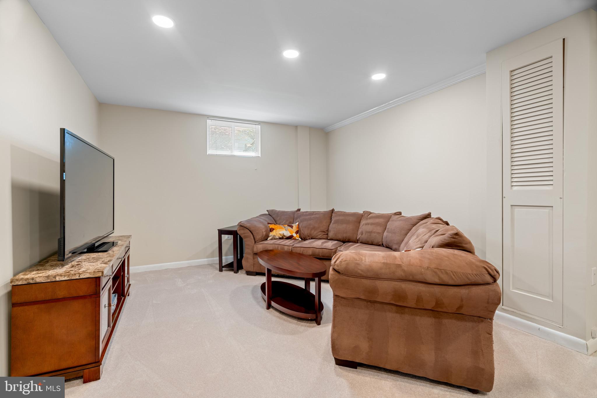 17 TEA ROSE COURT