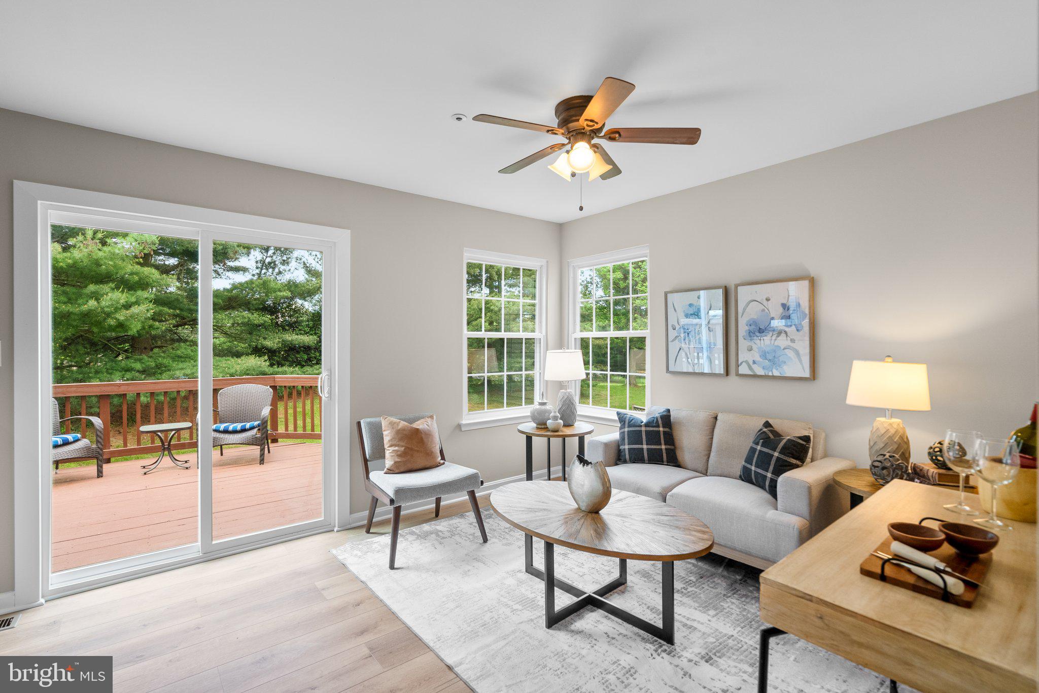 8462 MEADOW GREEN WAY