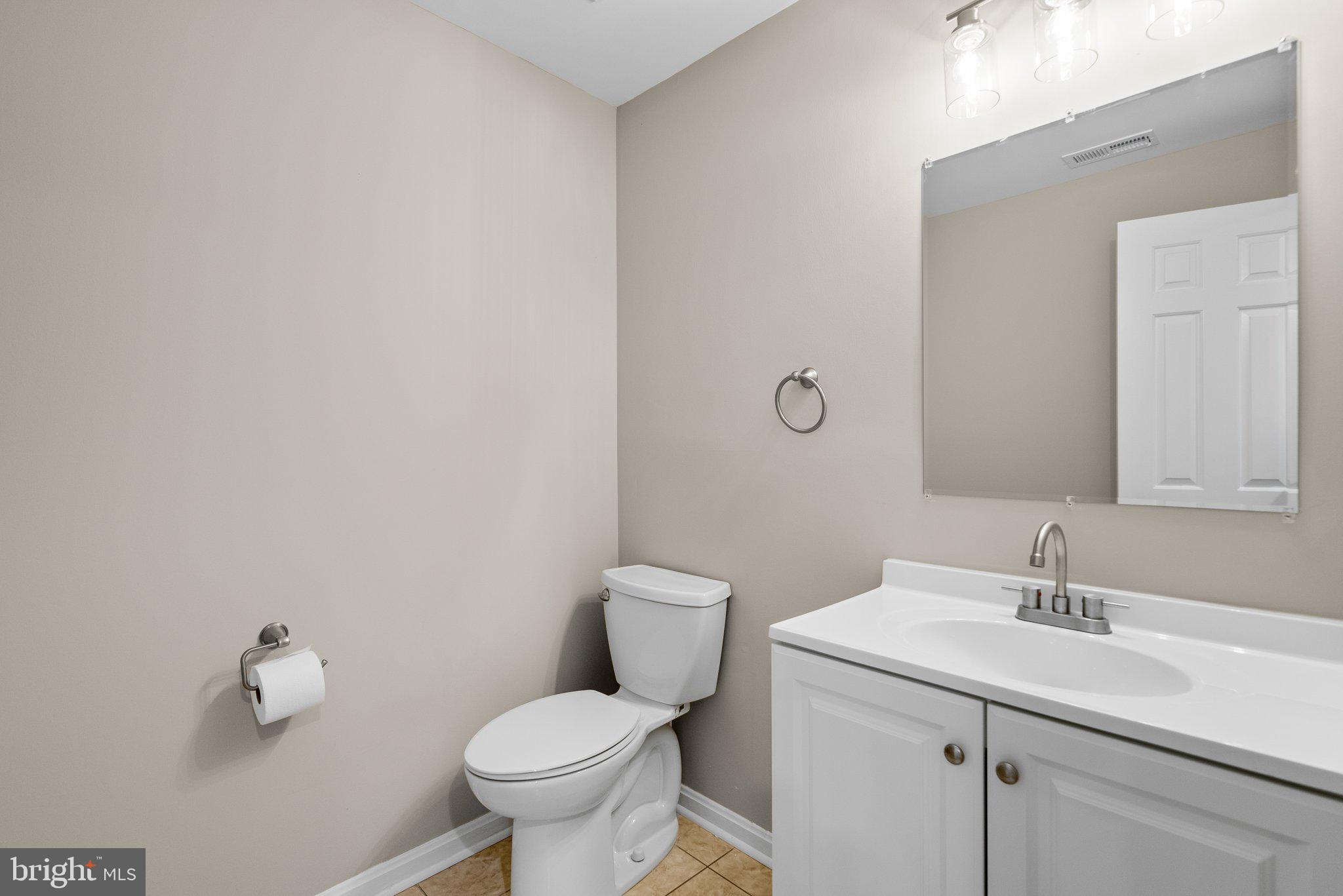 8462 MEADOW GREEN WAY