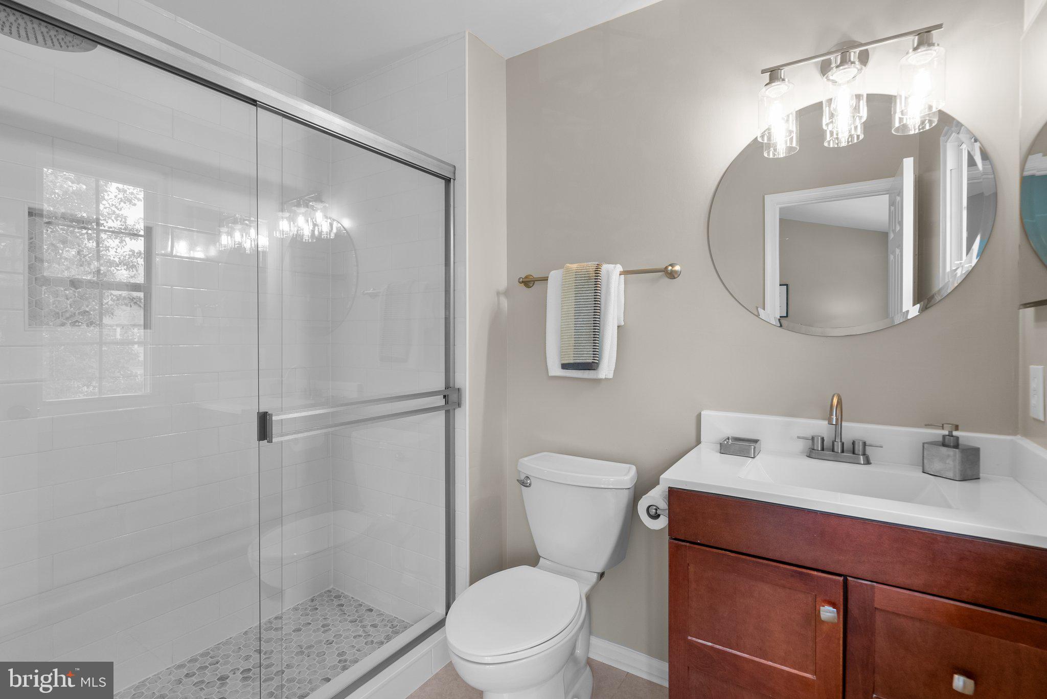 8462 MEADOW GREEN WAY