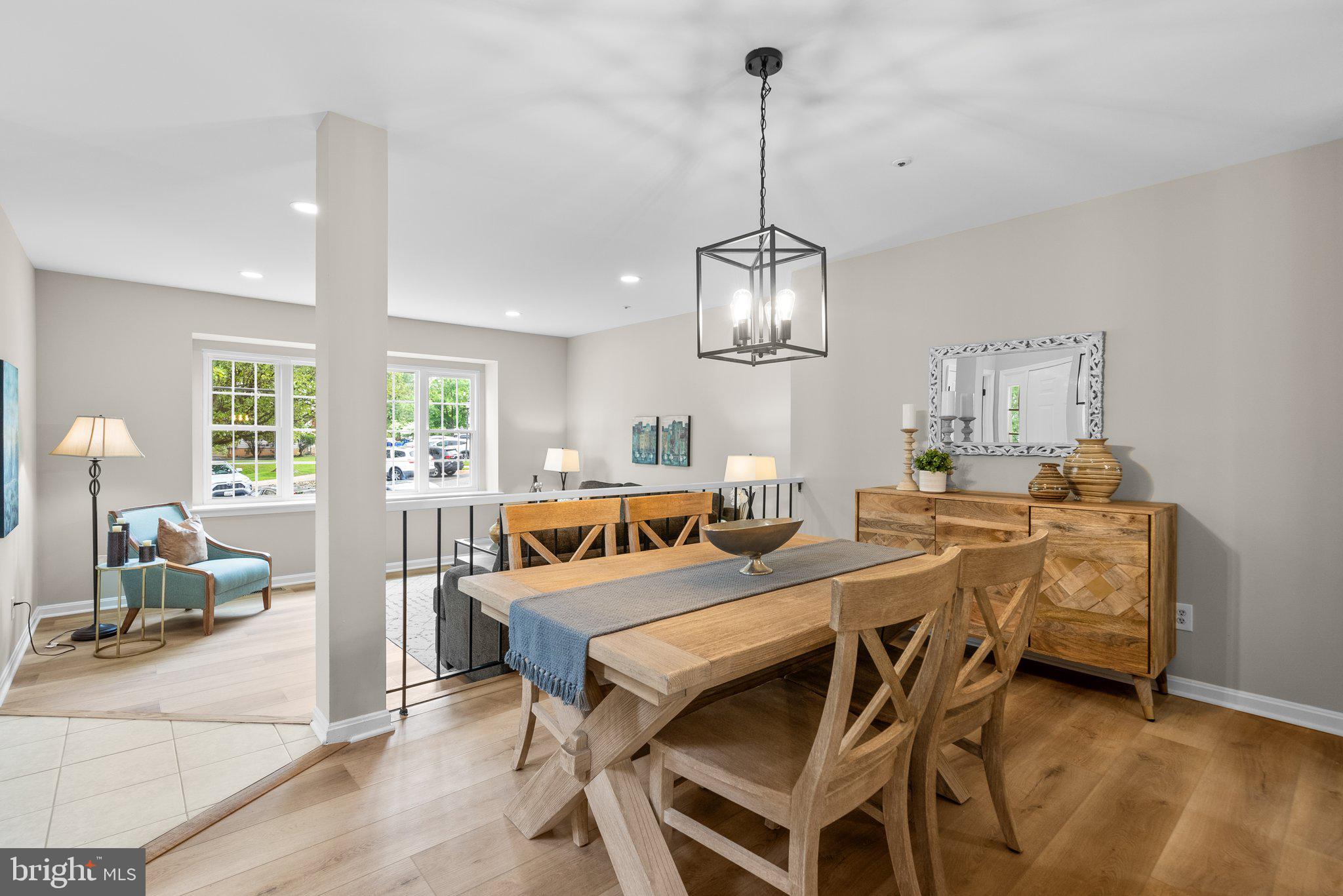 8462 MEADOW GREEN WAY