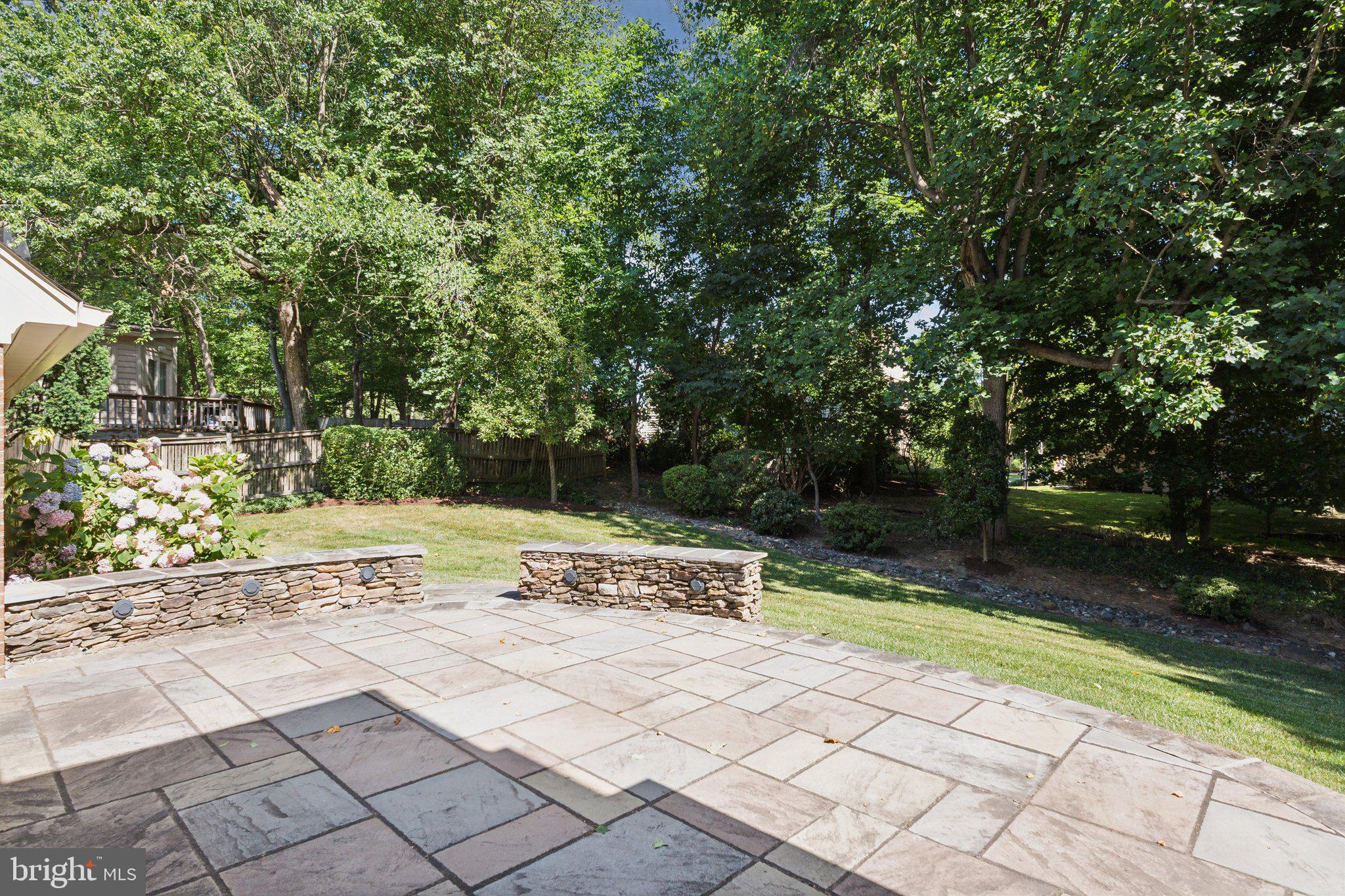 9121 CRANFORD DRIVE