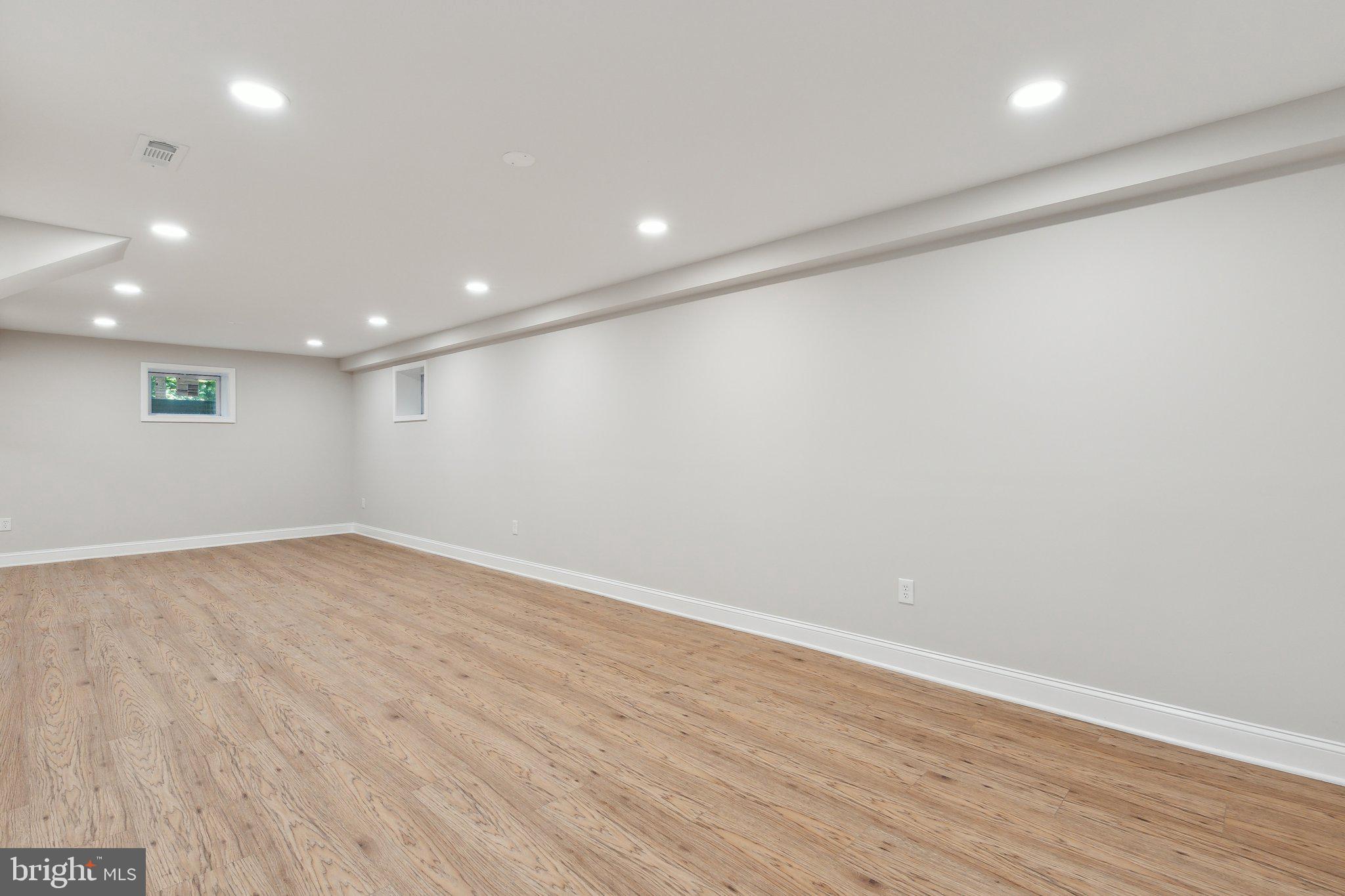 9121 CRANFORD DRIVE