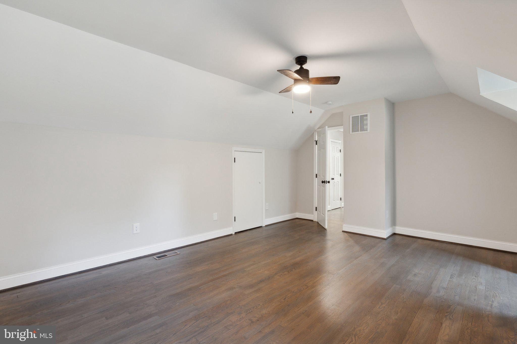 9121 CRANFORD DRIVE