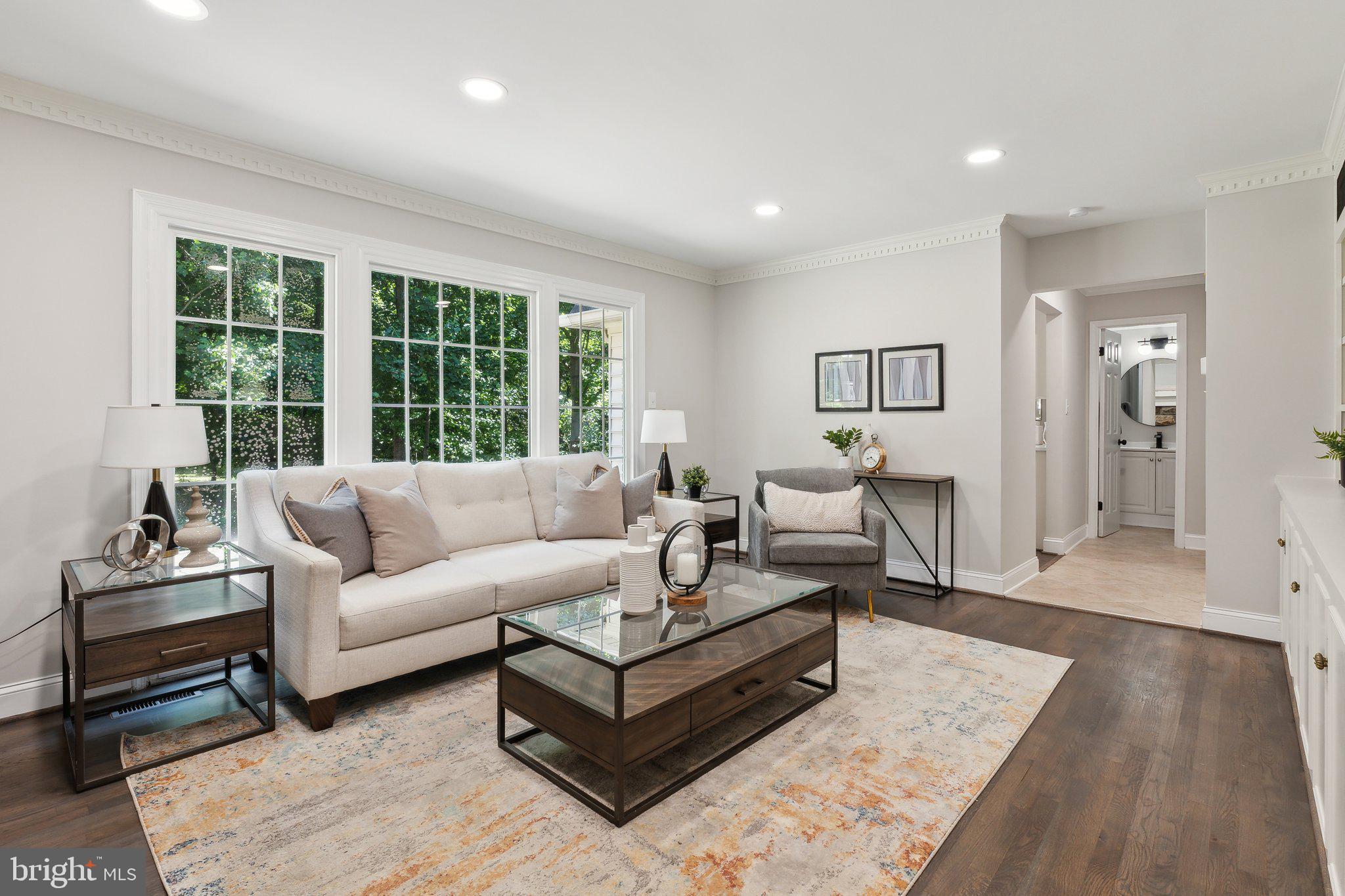 9121 CRANFORD DRIVE