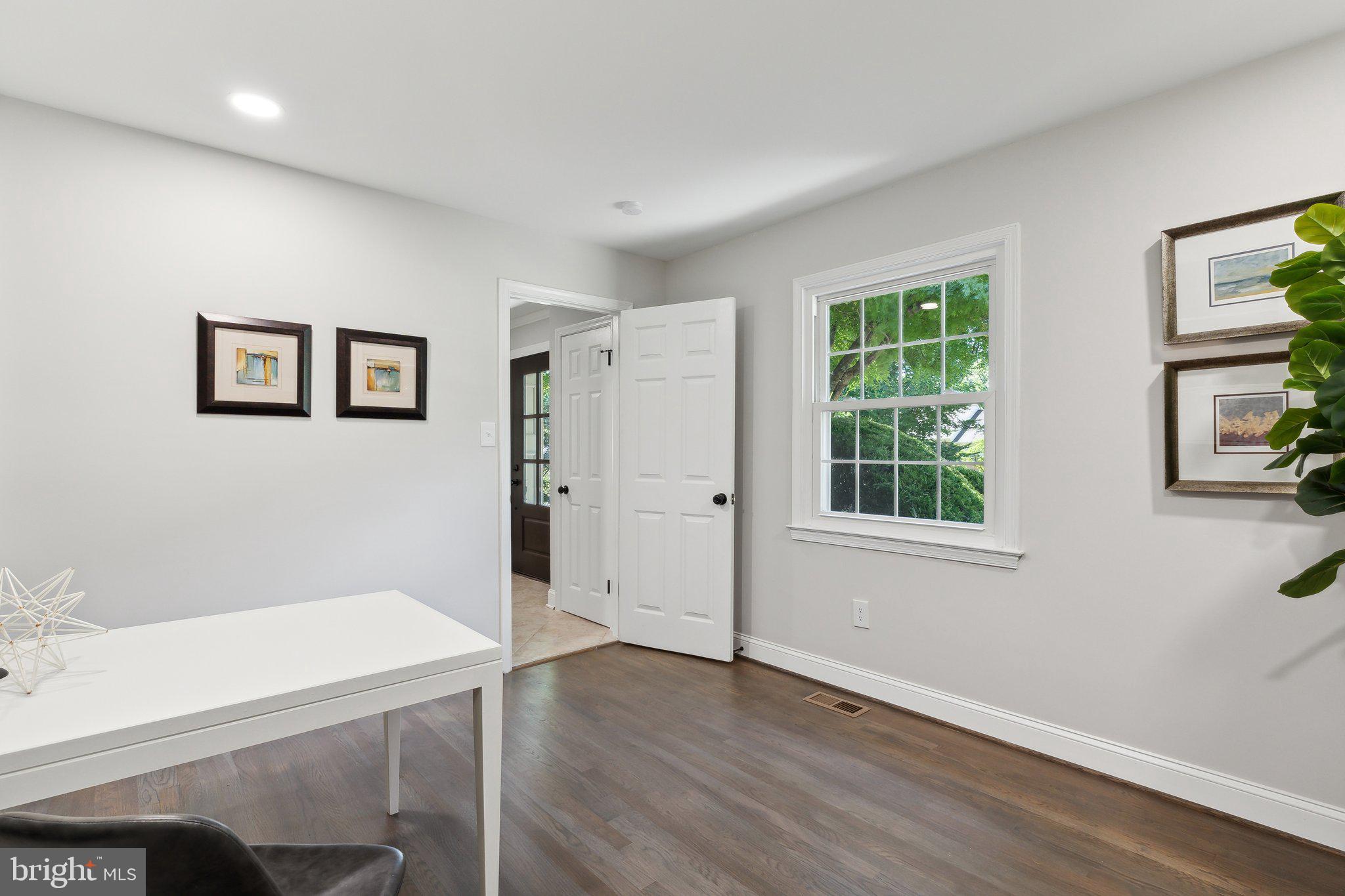 9121 CRANFORD DRIVE